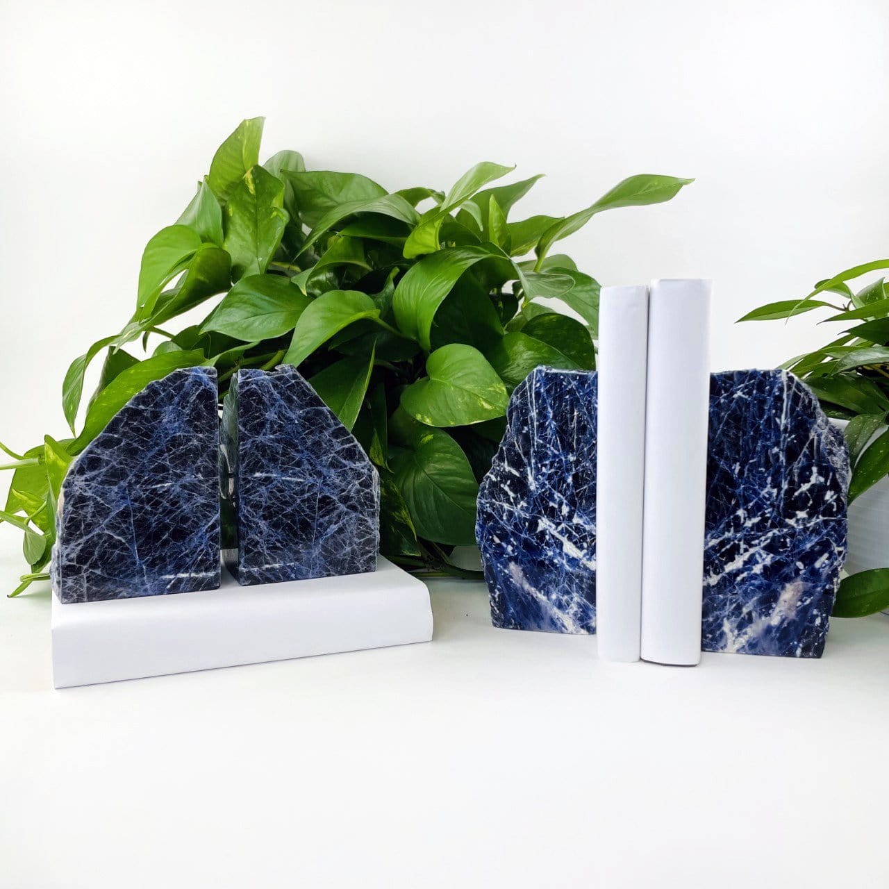2 bookend sets displayed to show size shape characteristic differences
