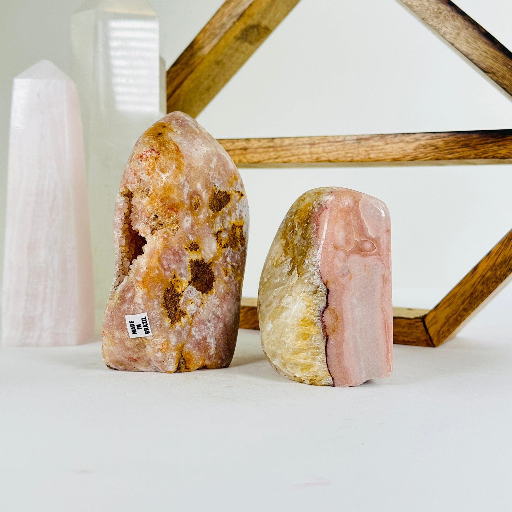 amethyst with decorations in the background