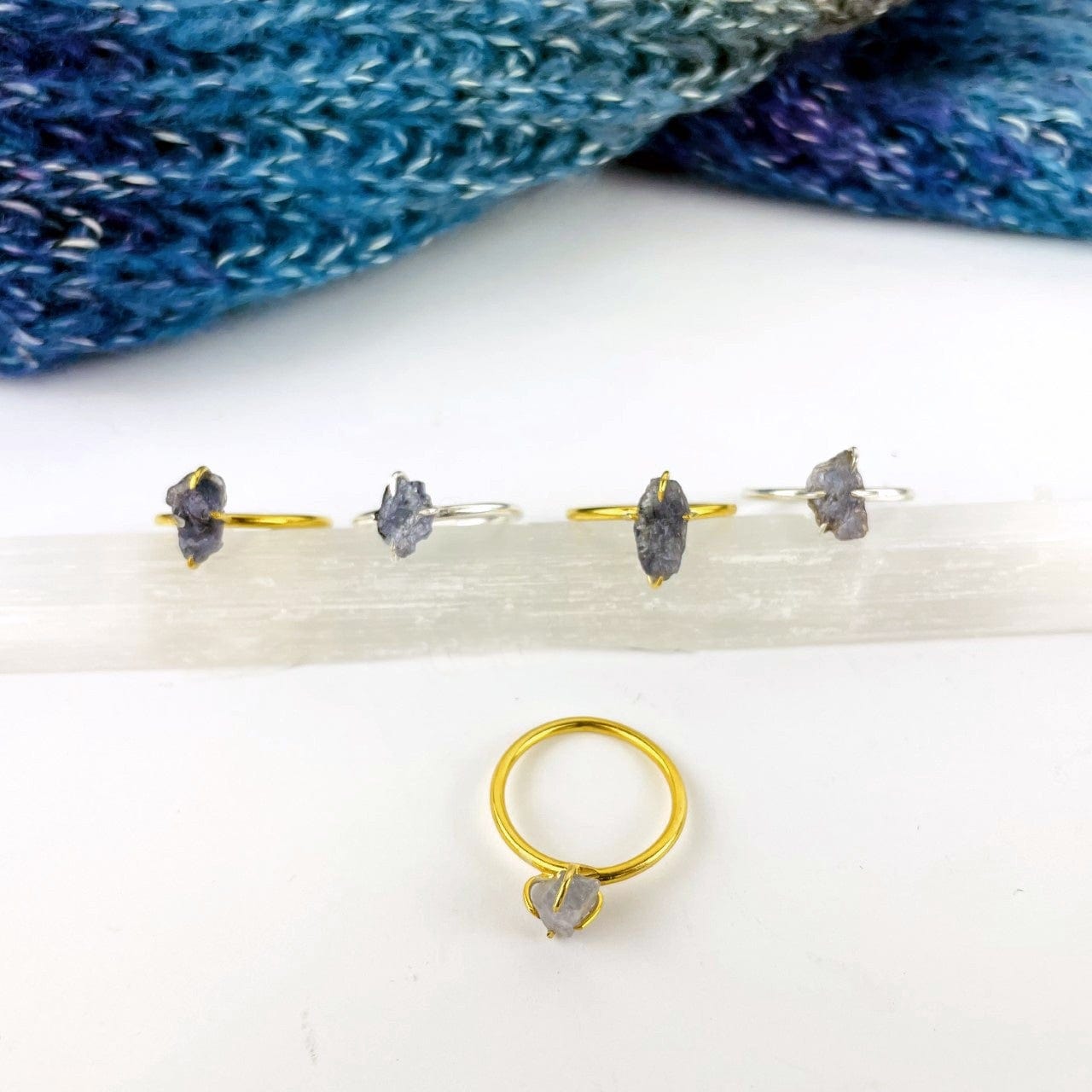 rings come in gold or silver 
