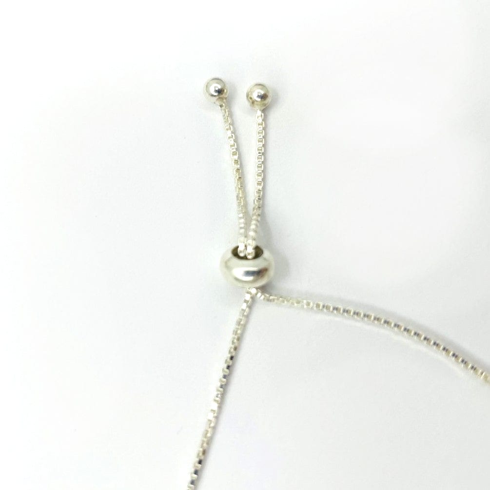 close up of the adjustable side of the bracelet 
