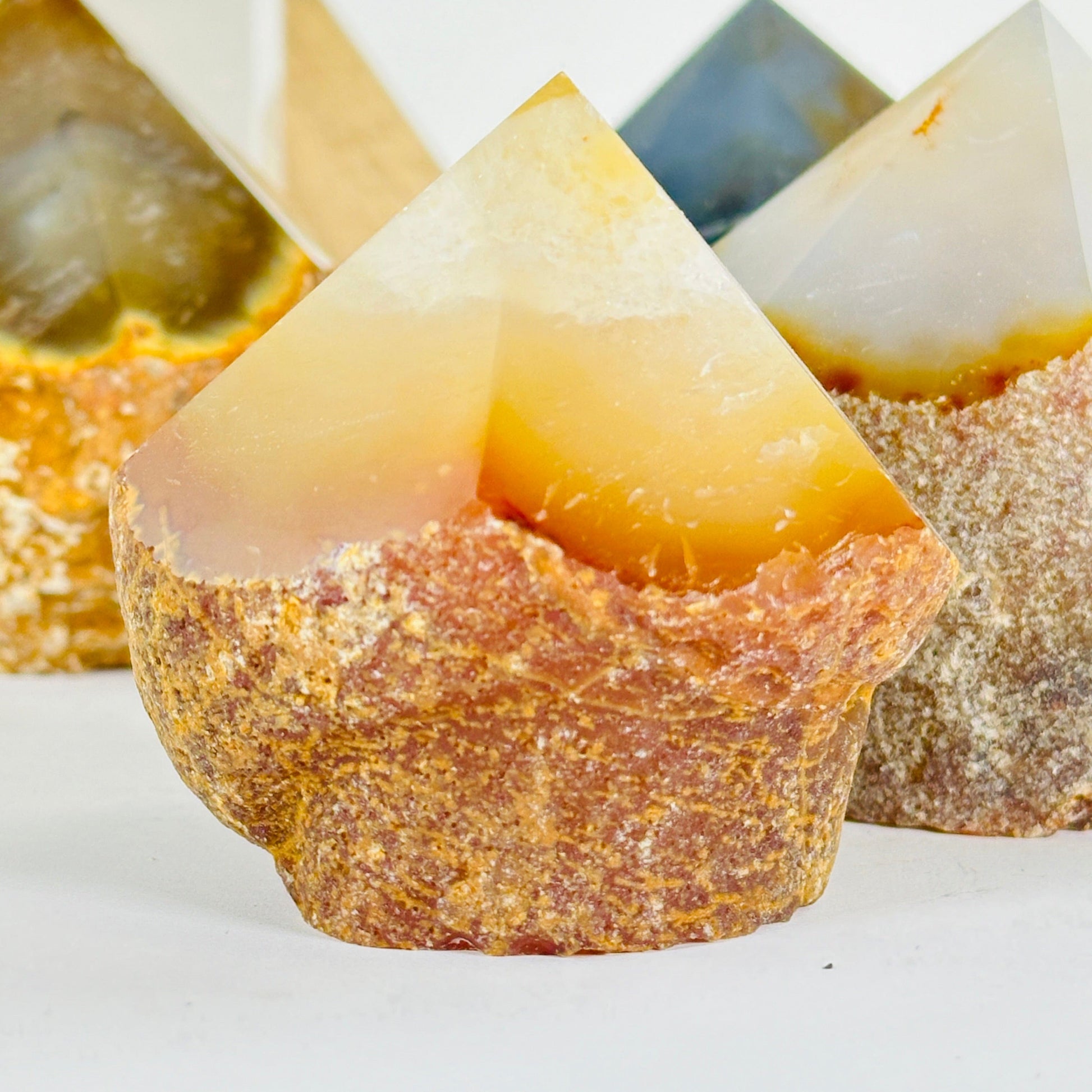 agate with decorations in the background
