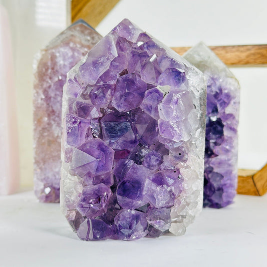 amethyst with decorations in the background
