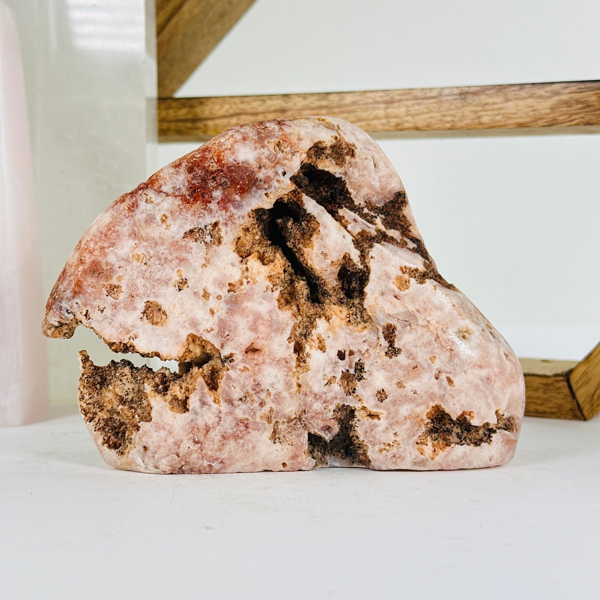amethyst with decorations in the background