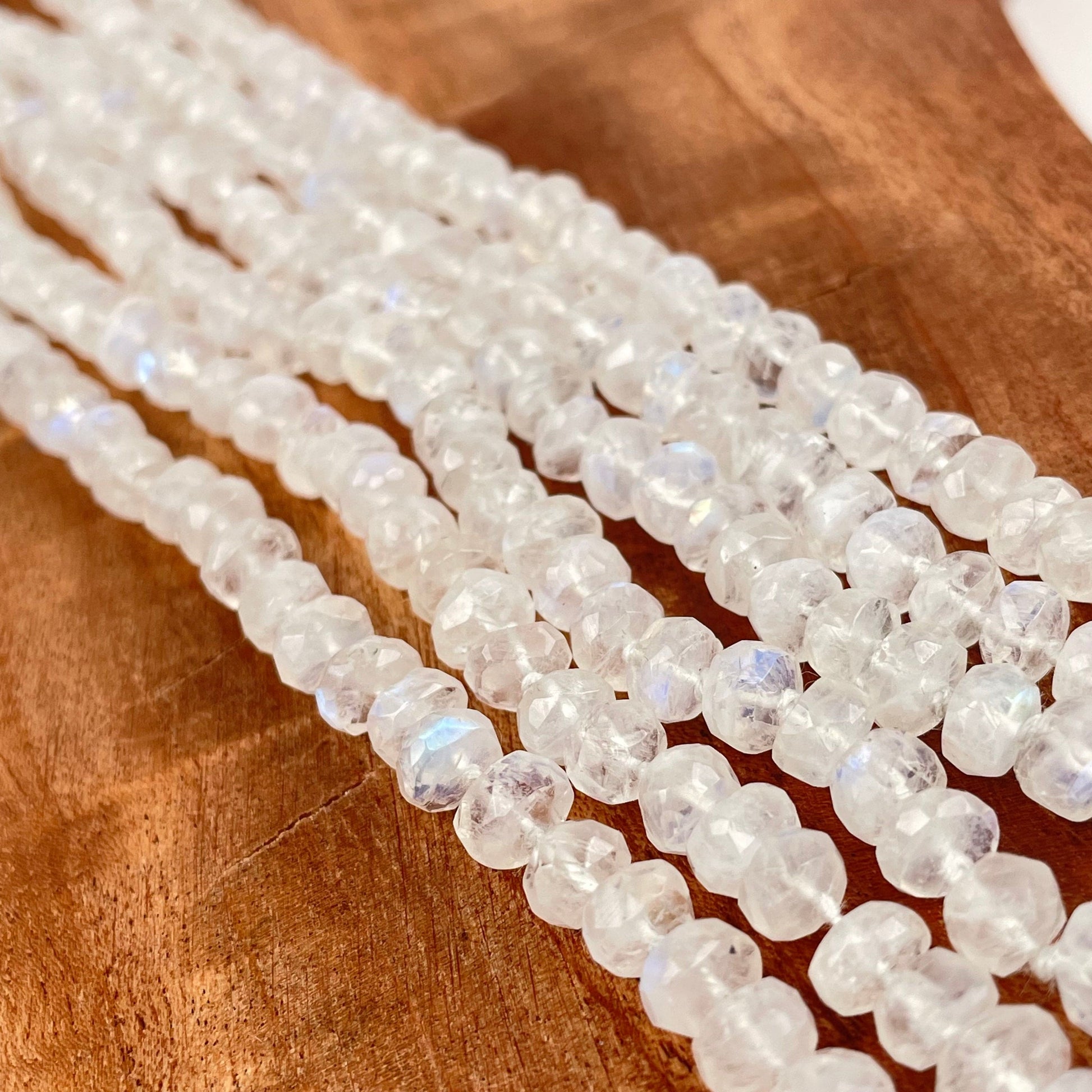 close up of the faceted beads 