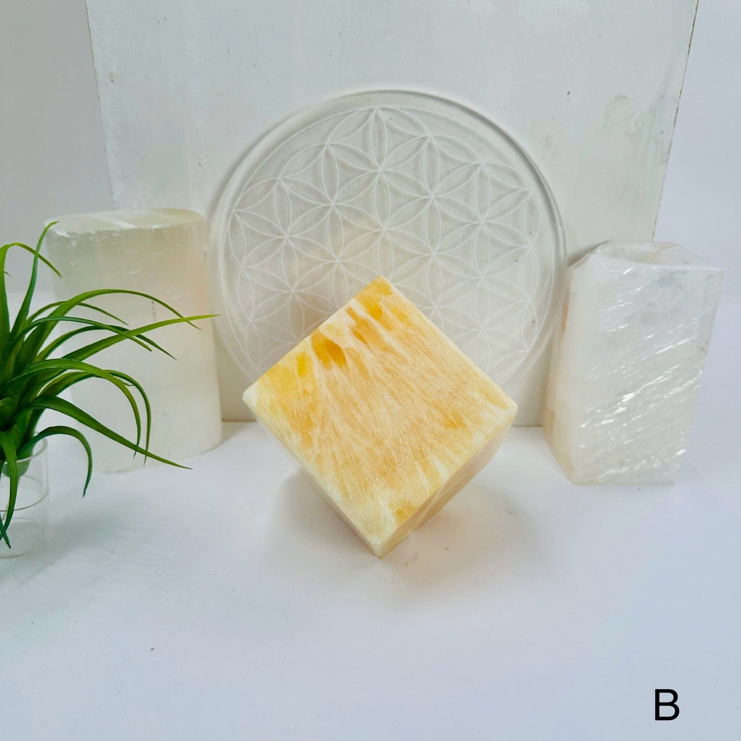 Light Yellow Mexican Onyx Polished Faceted Cube - You Choose - variant B front view