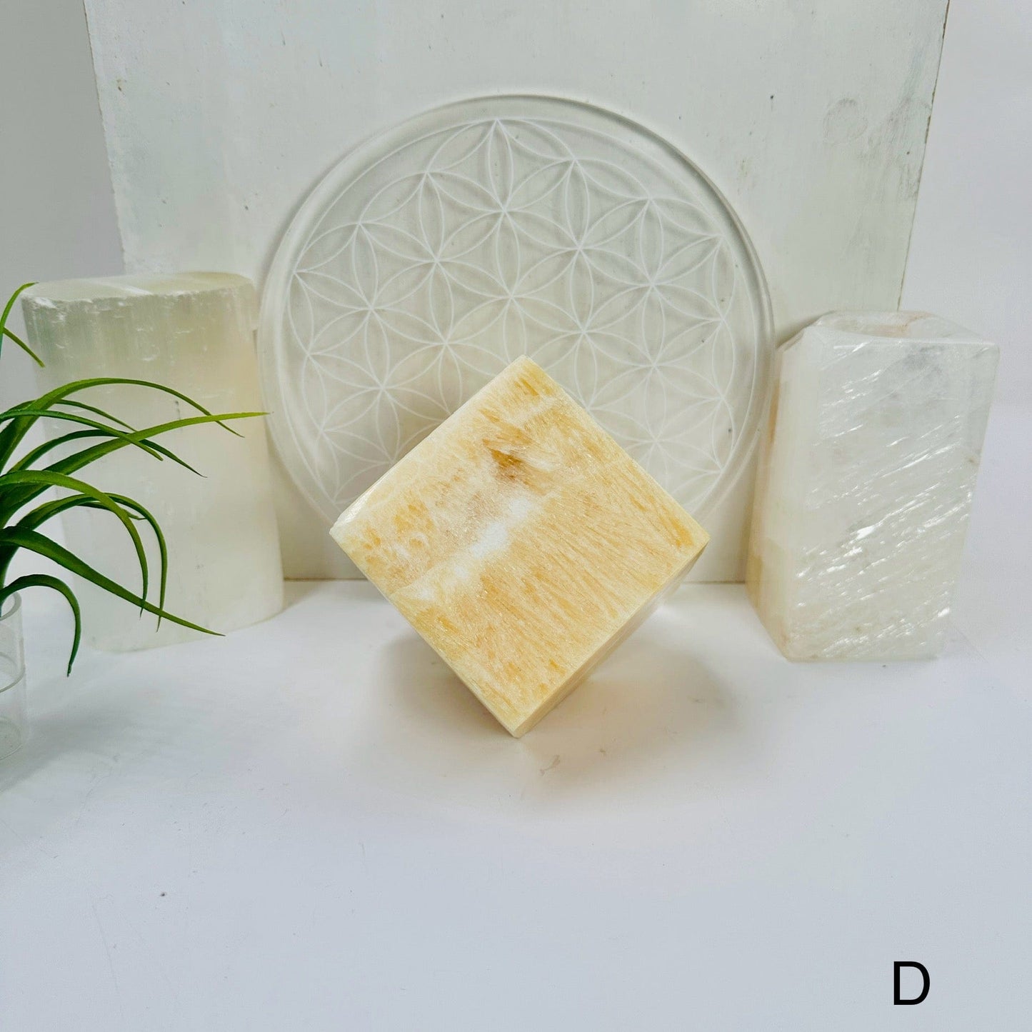 Light Yellow Mexican Onyx Polished Faceted Cube - You Choose - variant D front view