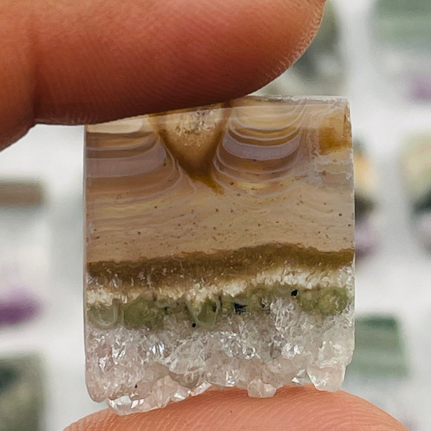 close up of the details on this amethyst slice