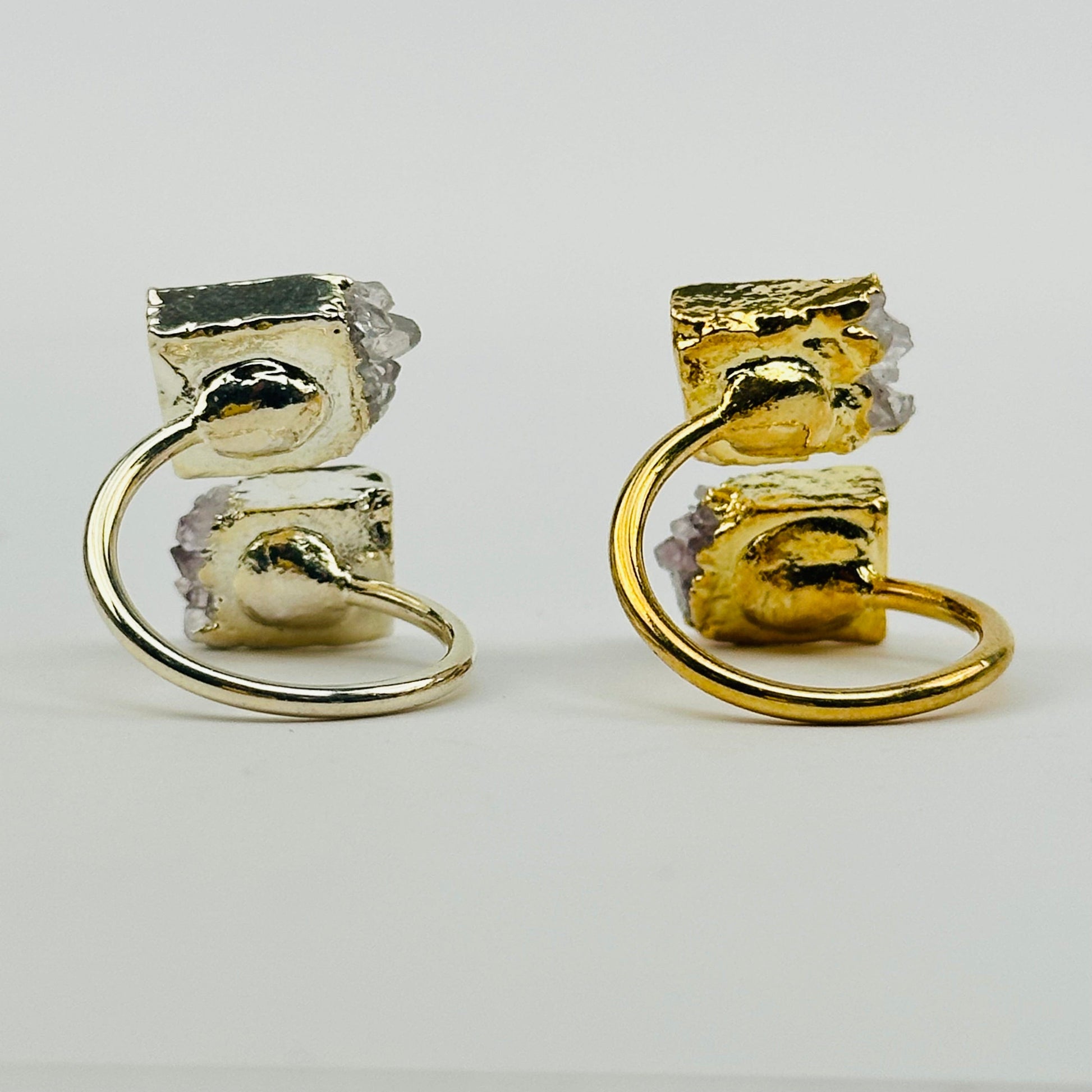 close up of the back of the adjustable rings 