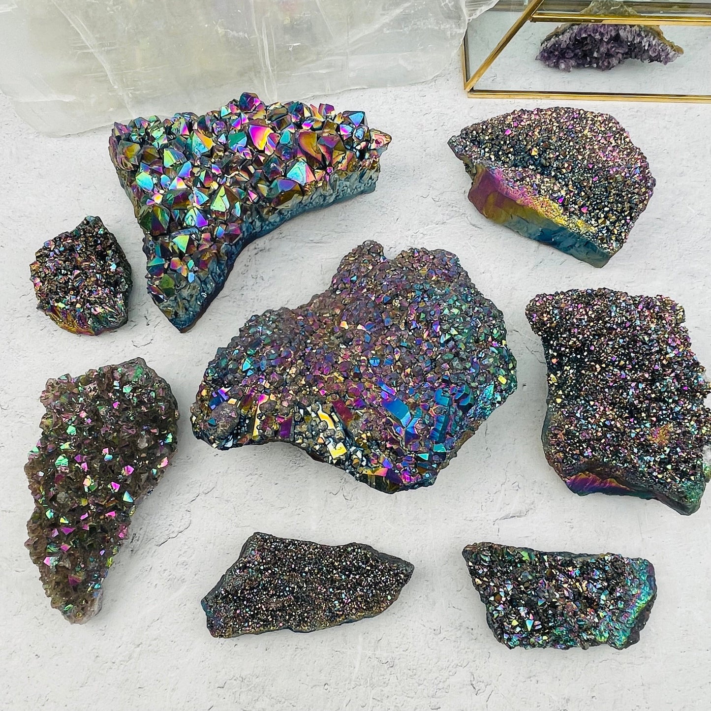 multiple clusters displayed to show the differences in the sizes 