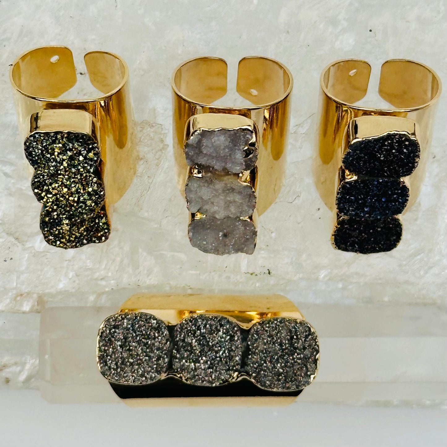 rings come in electroplated gold 