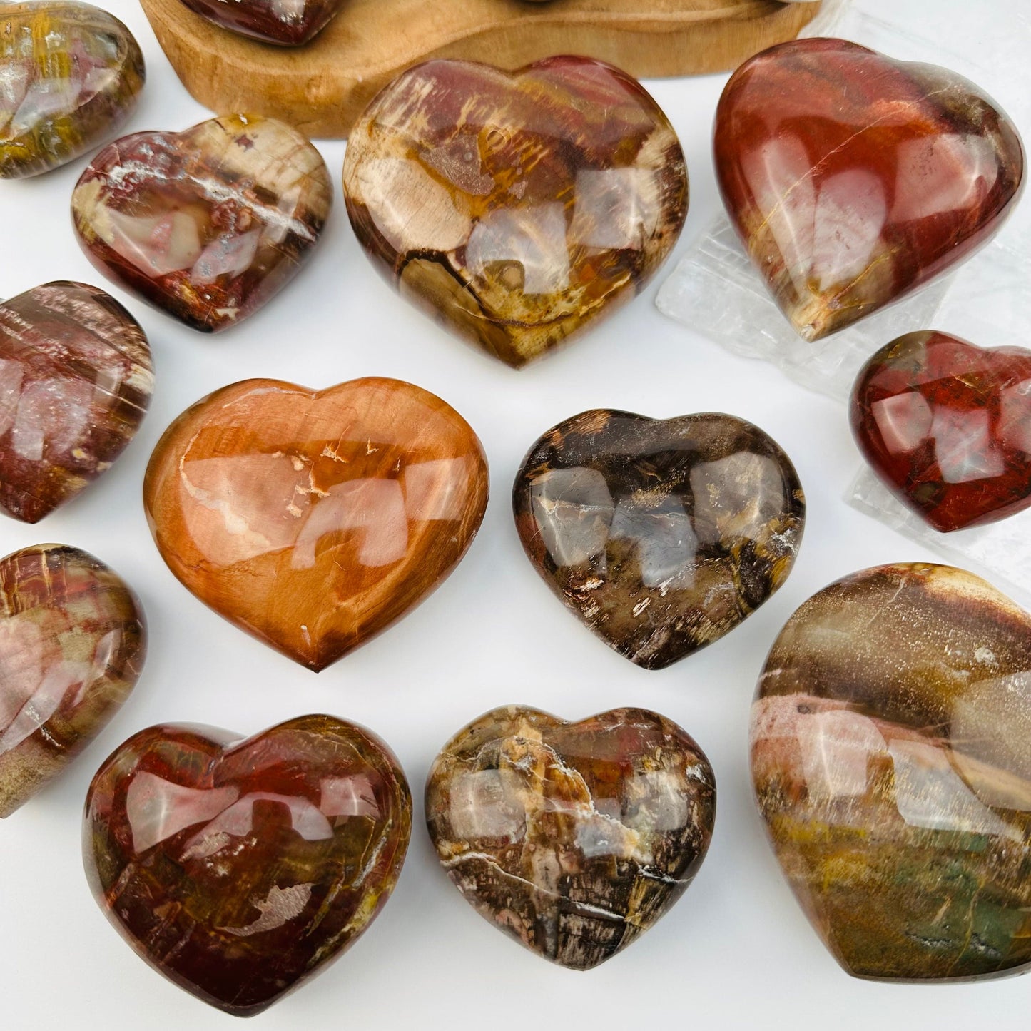 multiple hearts displayed to show the differences in the sizes and color shades 