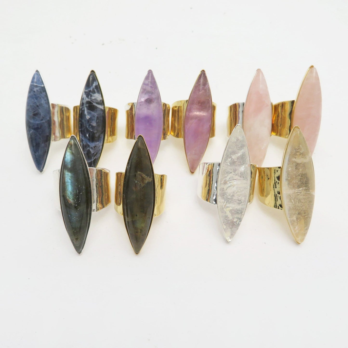 stone rings in 2 rows
