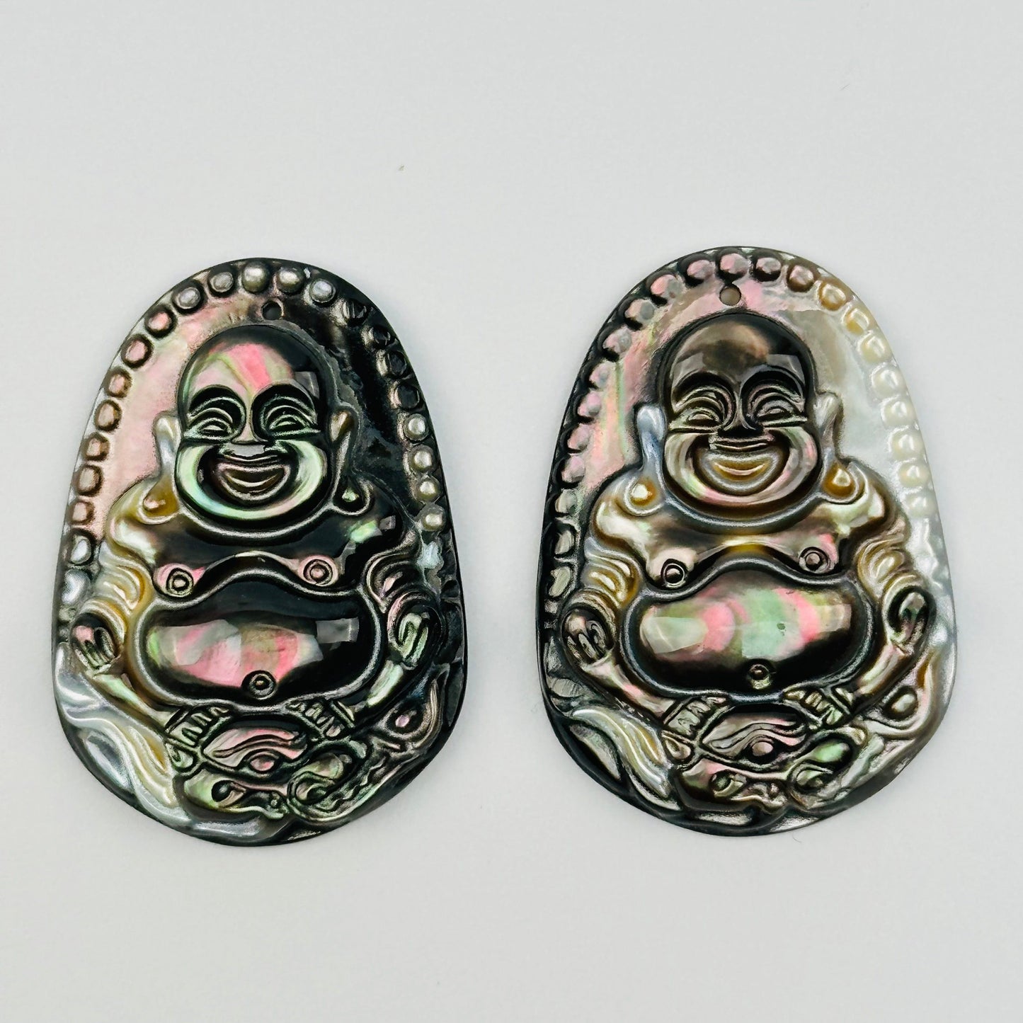 close up of the details on these beads 
