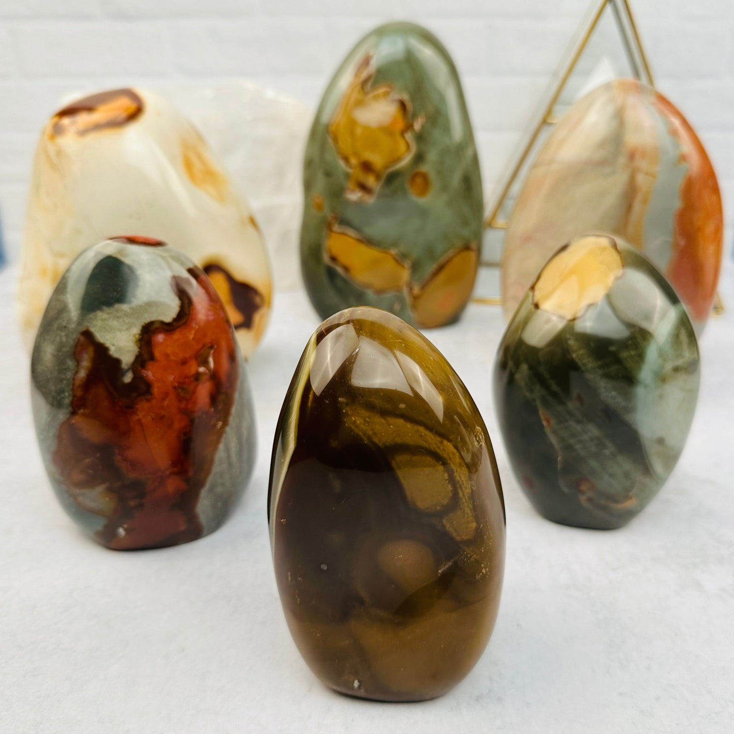 multiple cut bases displayed to show the differences in the color shades and sizes 