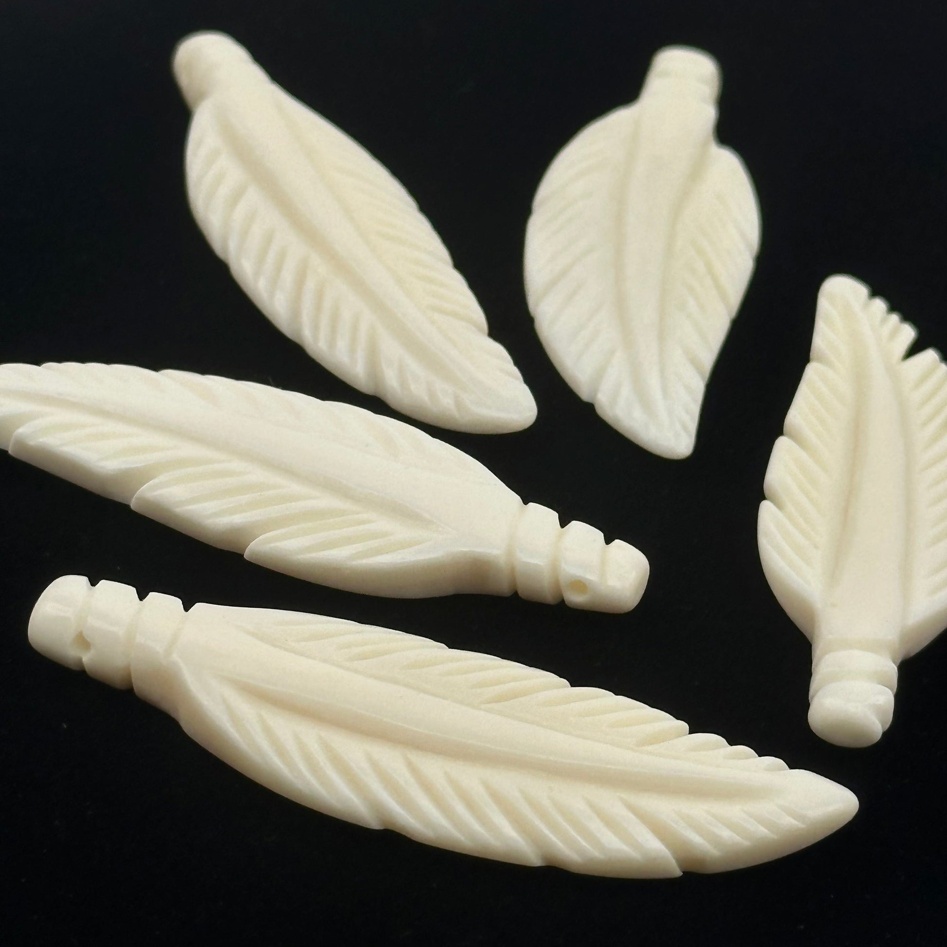 side view of the large beads to show the thickness 
