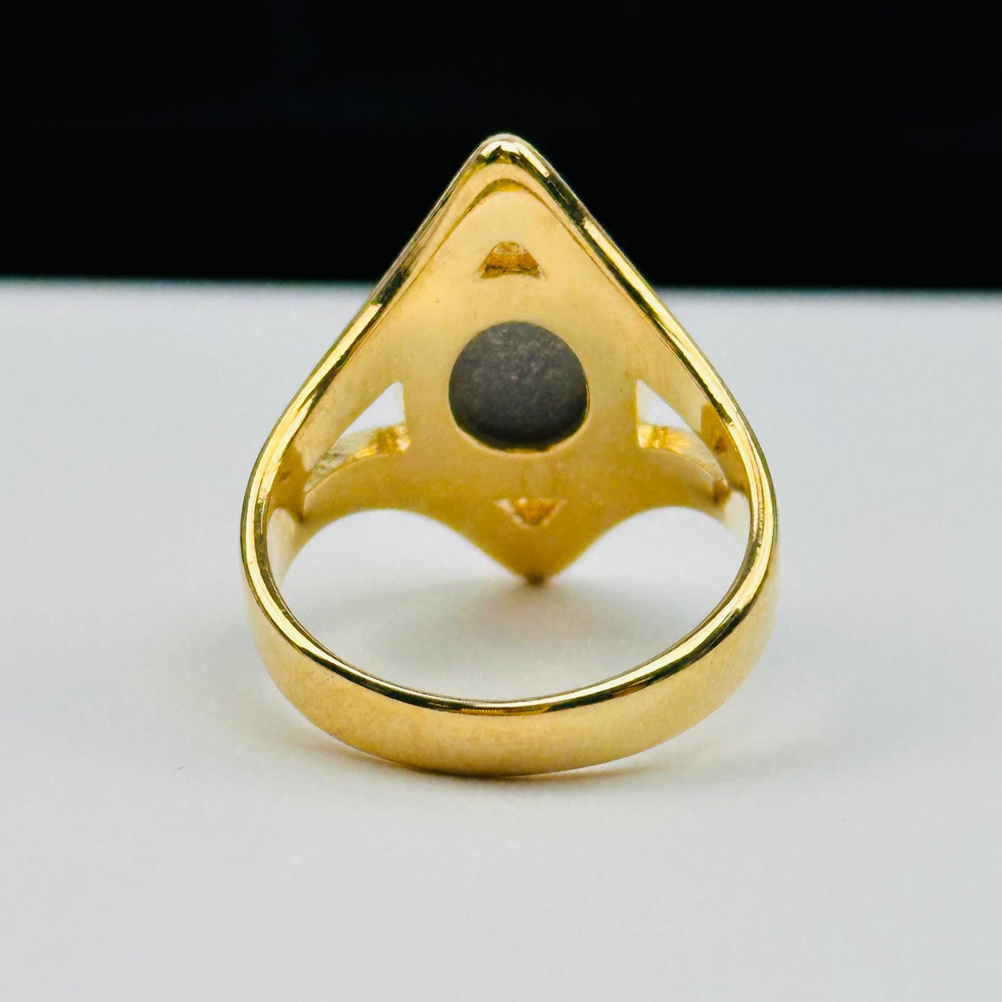 close up of the back side of the ring 