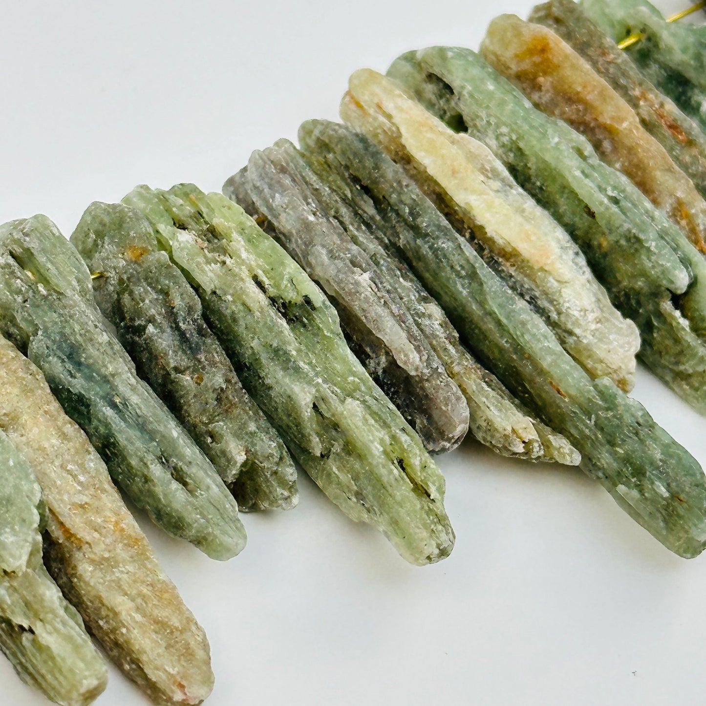 close up of the free formed beads 