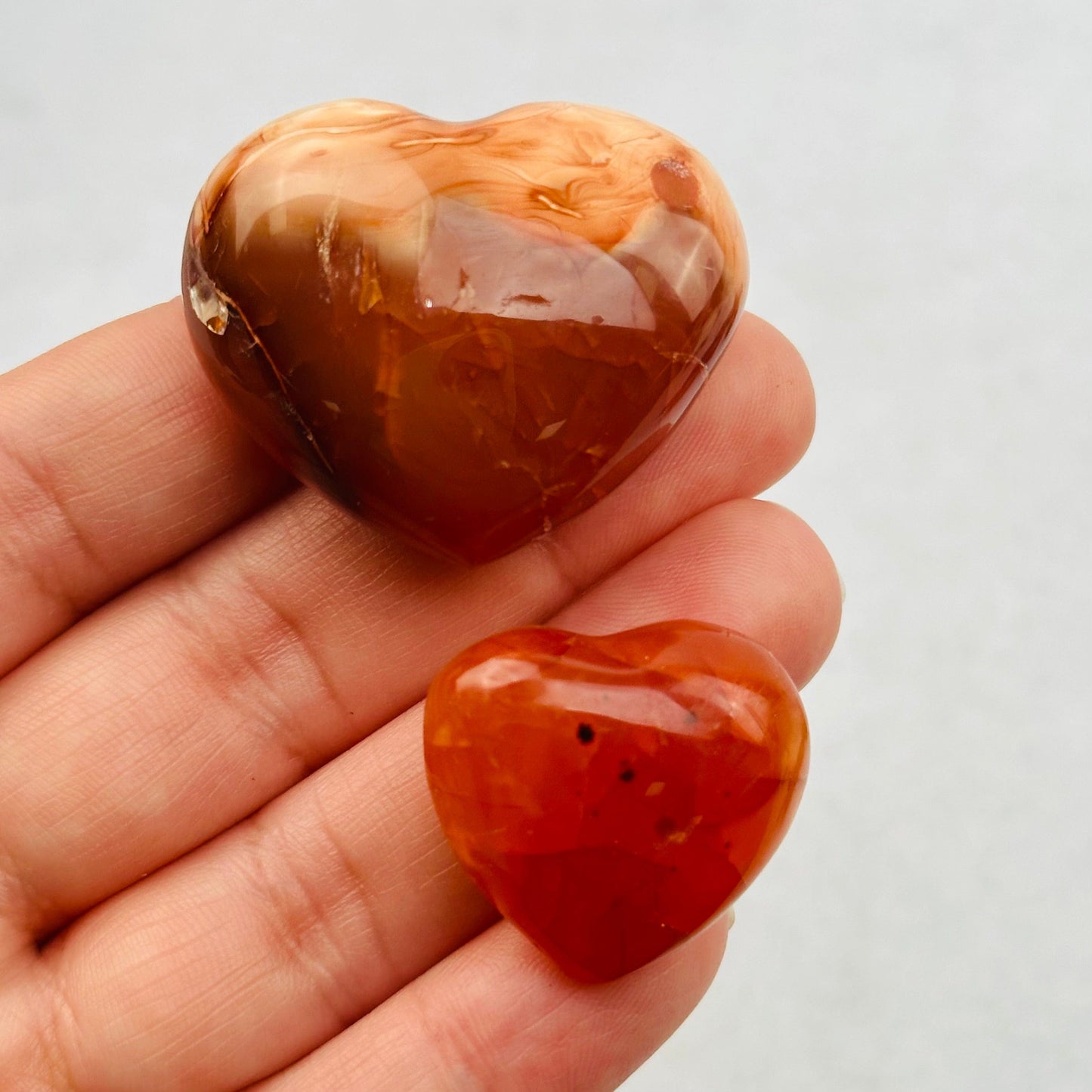 close up of the details on these hearts 