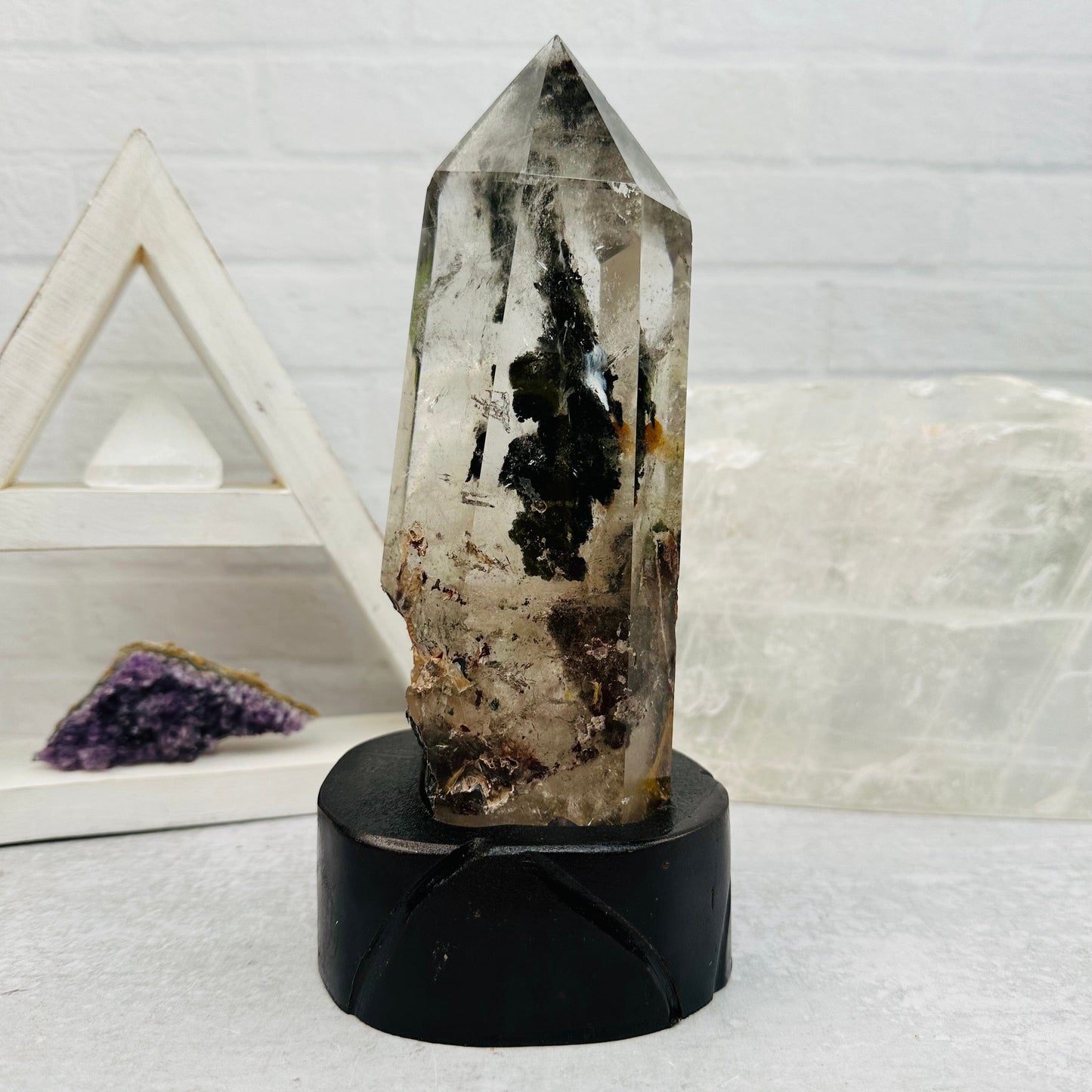 quartz has natural inclusions 