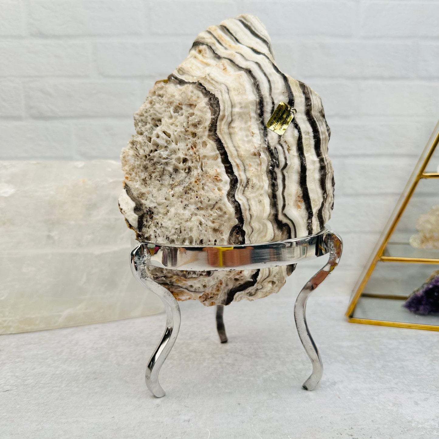 Crystal Stand Round Tripod displayed as home decor 