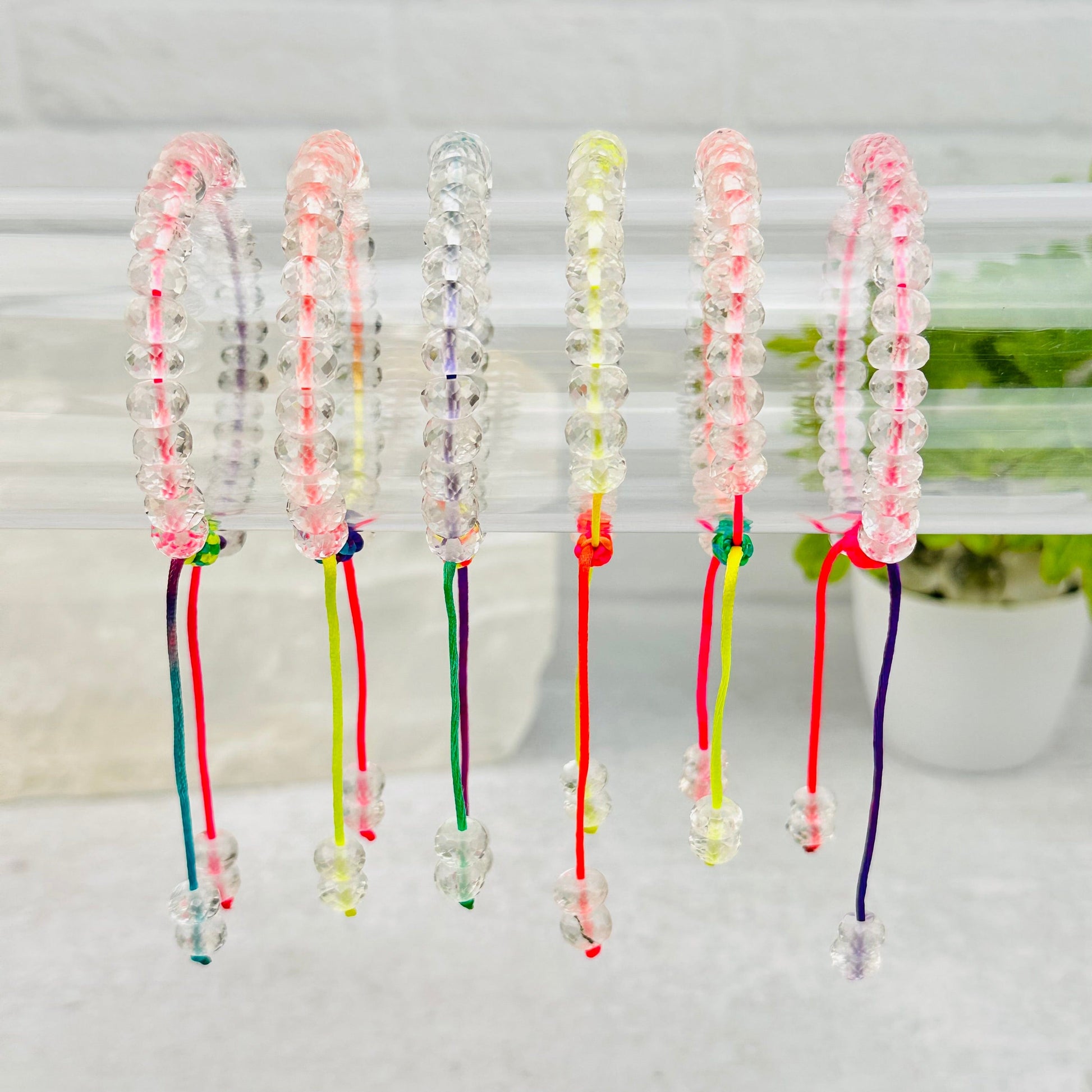 side view to show how the draw strings hang 