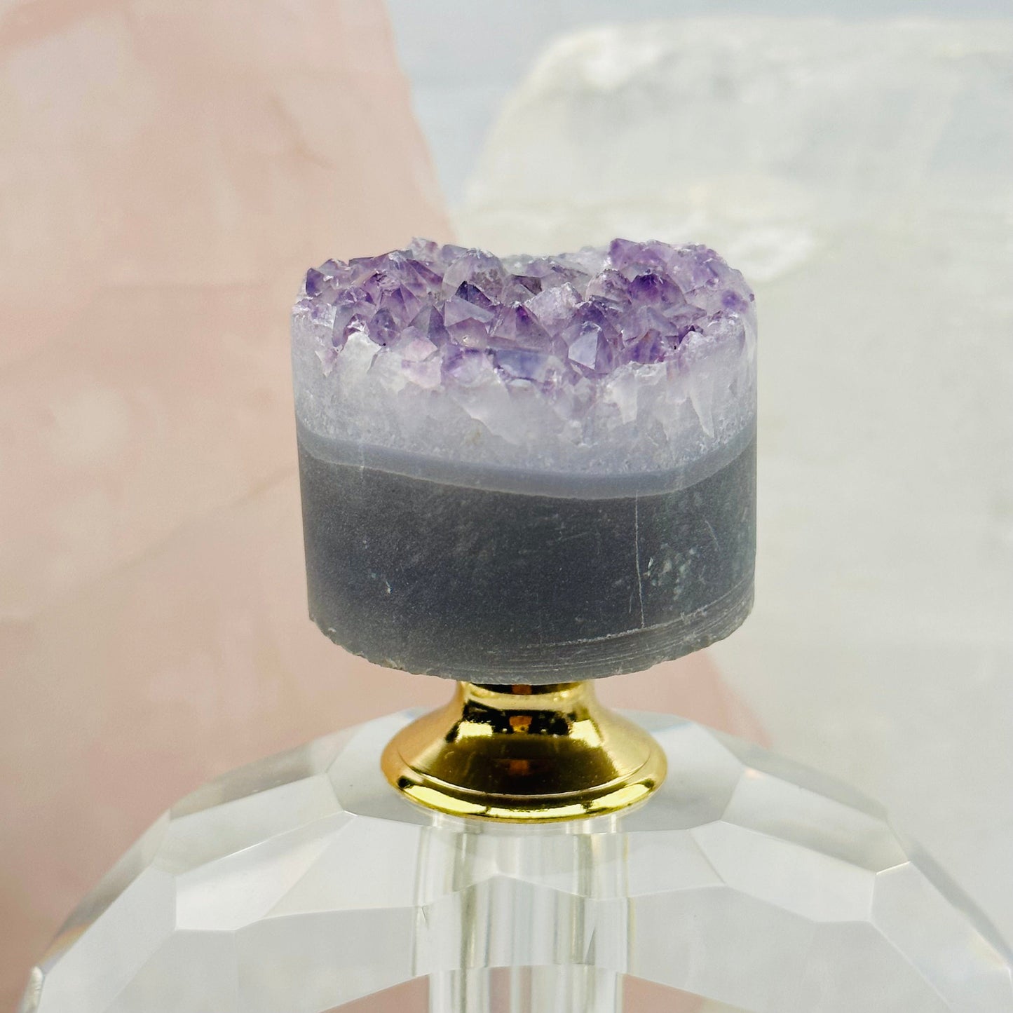 close up of the amethyst cluster on top