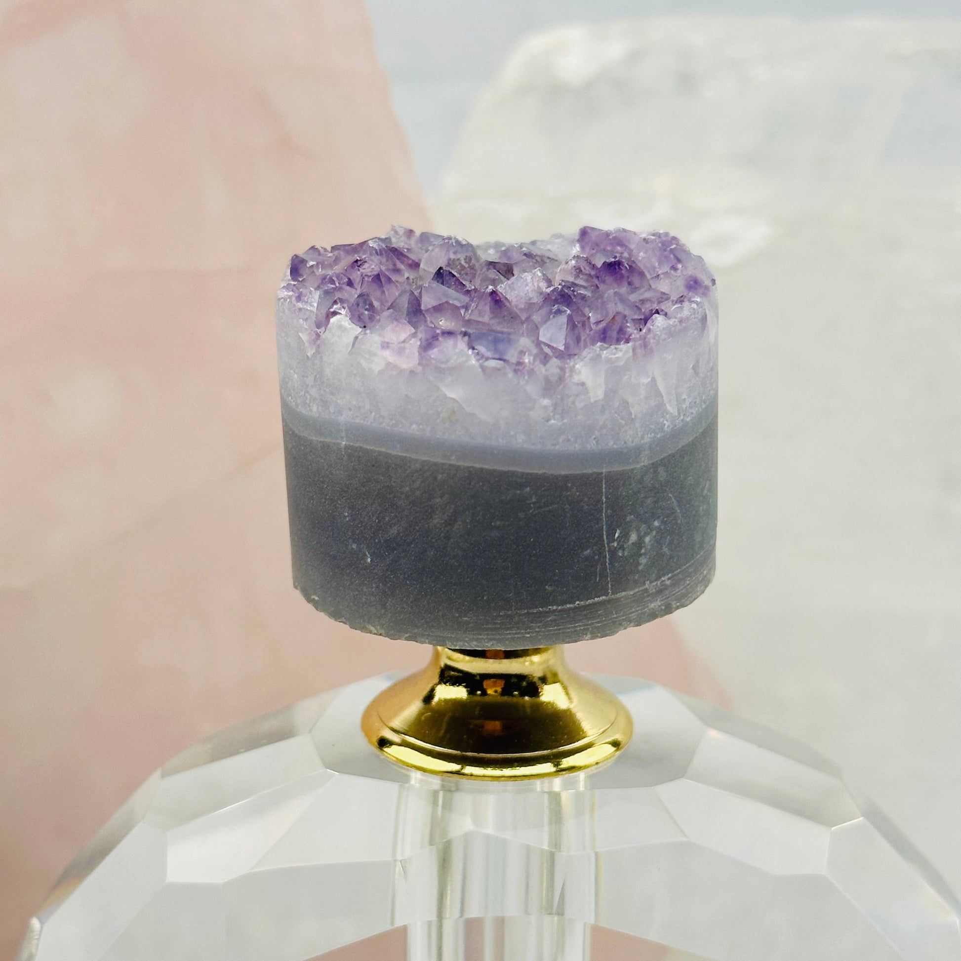 close up of the amethyst cluster on top
