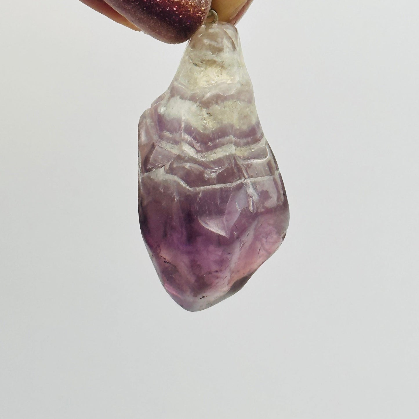 close up of the details on this pendant 