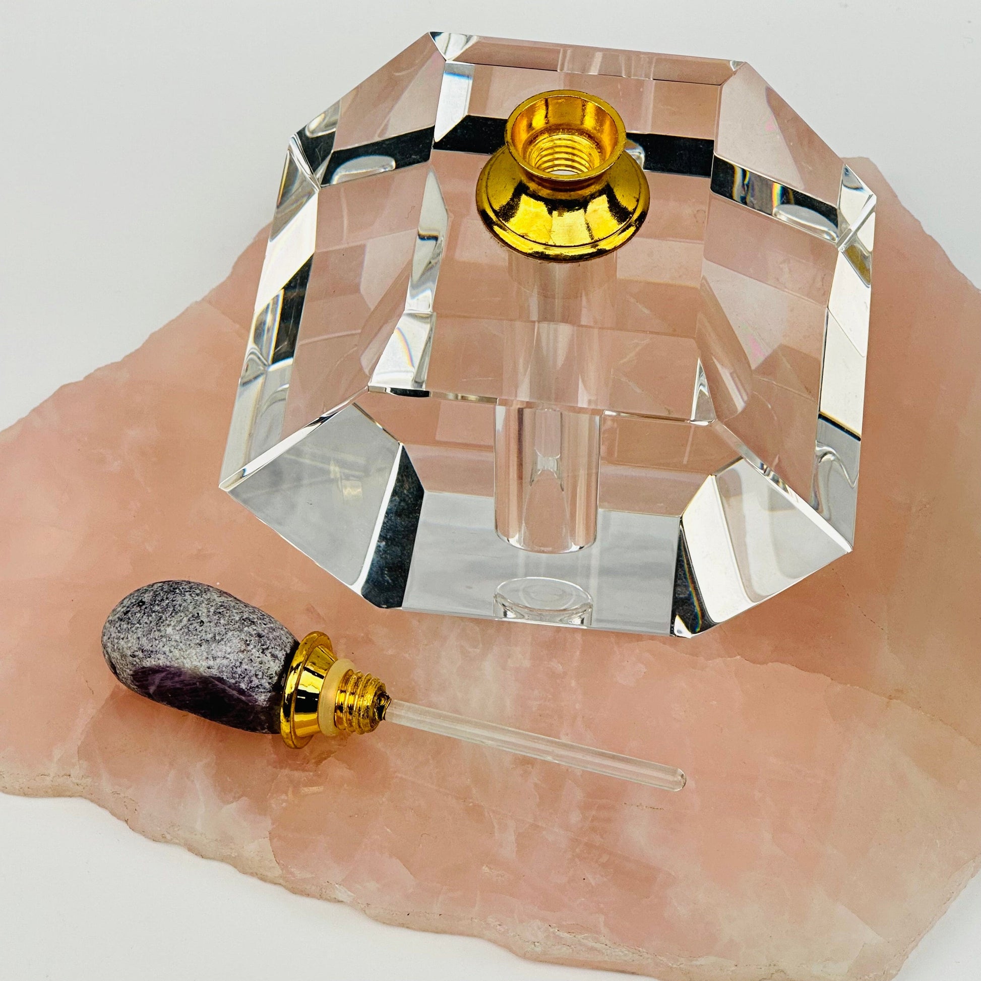 amethyst seer stone top comes off the base 