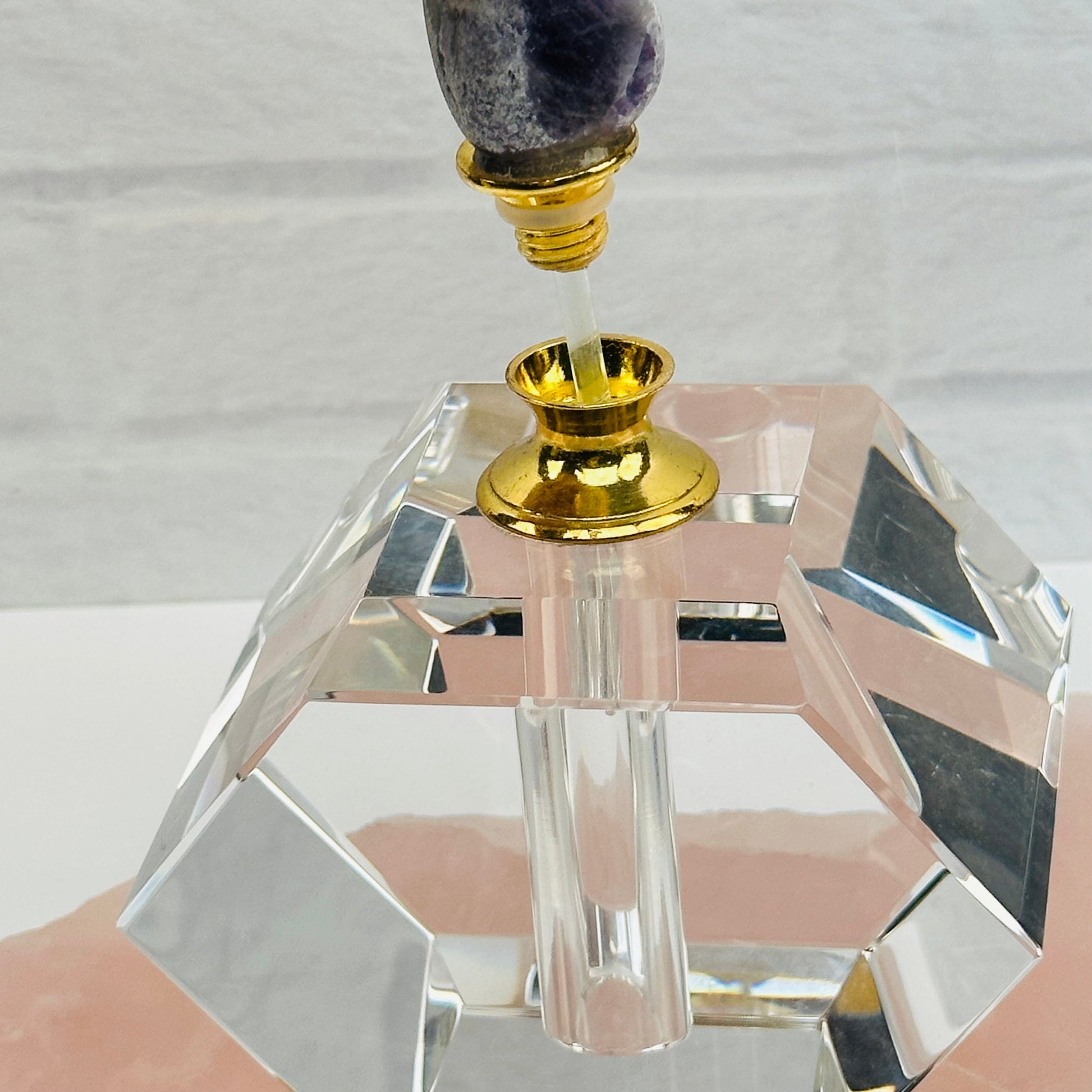 amethyst seer stone top screws off the base