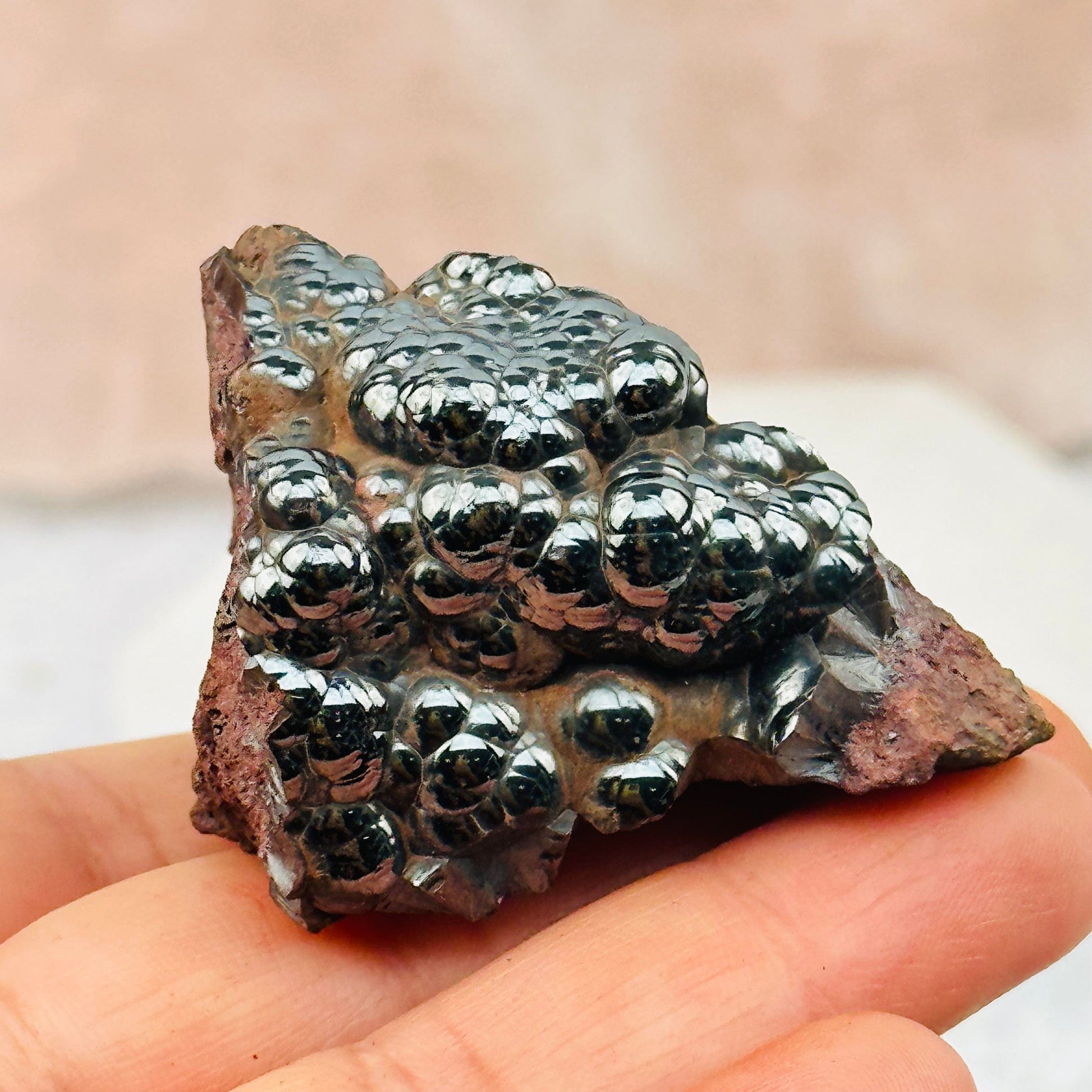 close up of the details on this hematite cluster 