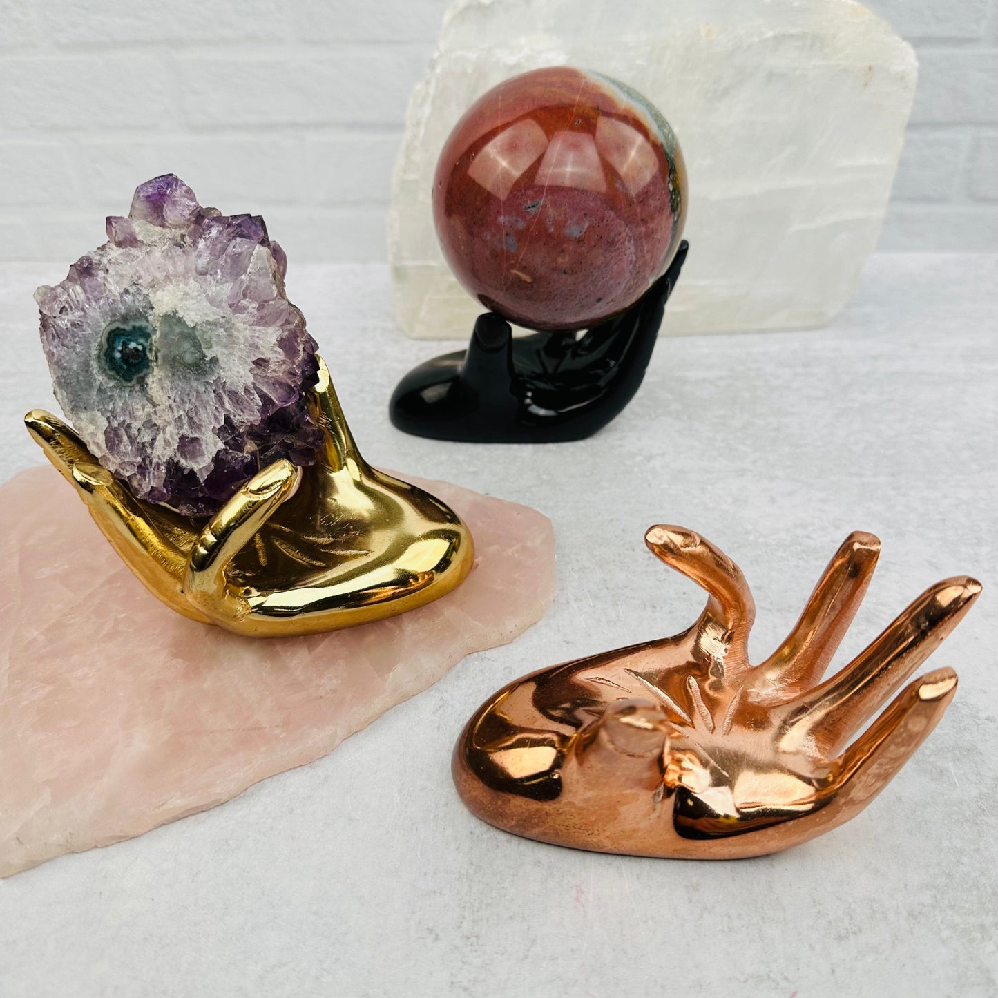 Crystal Sphere Stand comes in three tones