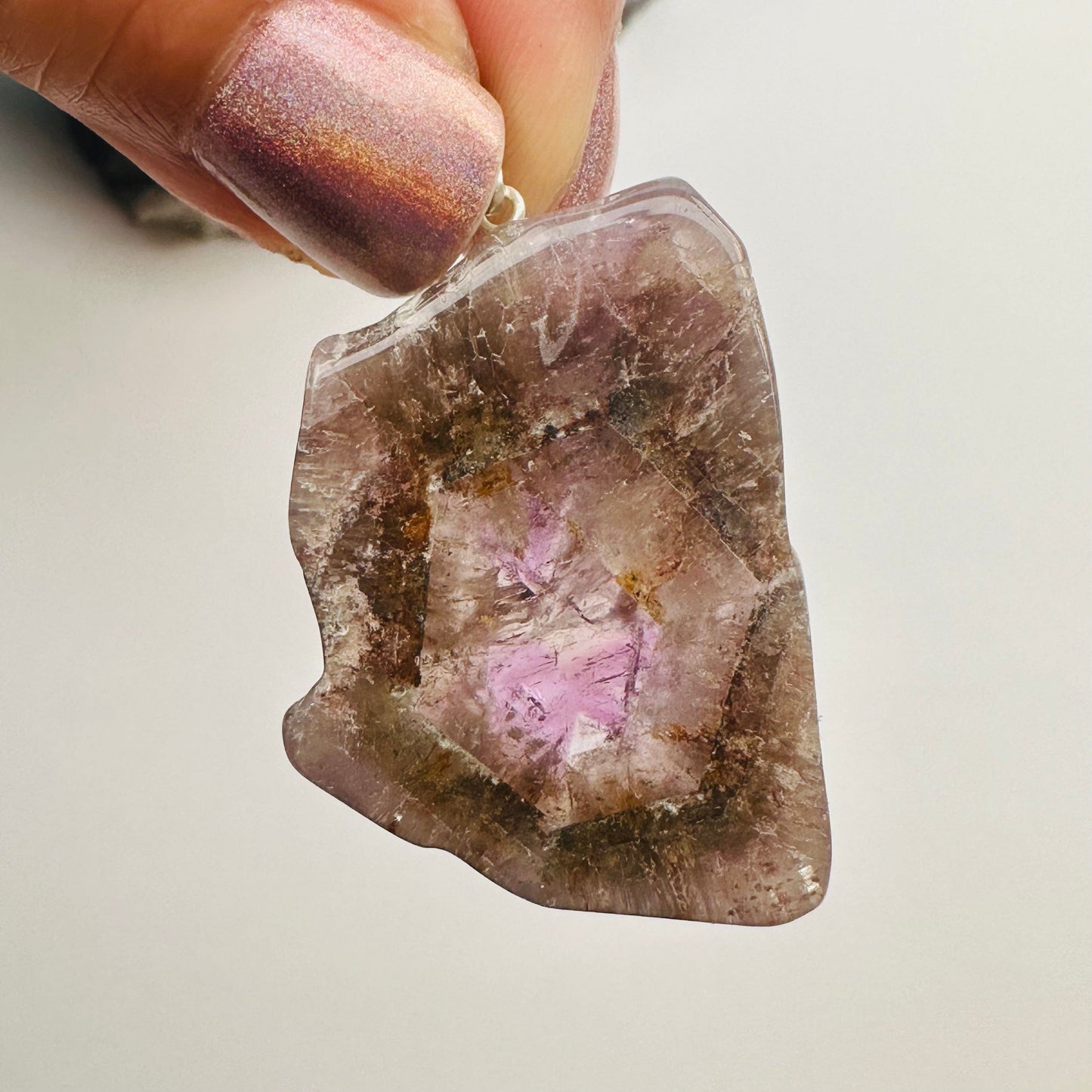 close up of the details on this pendant 