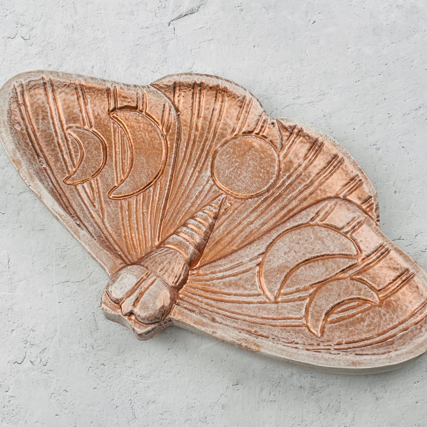 close up of the white and copper option 