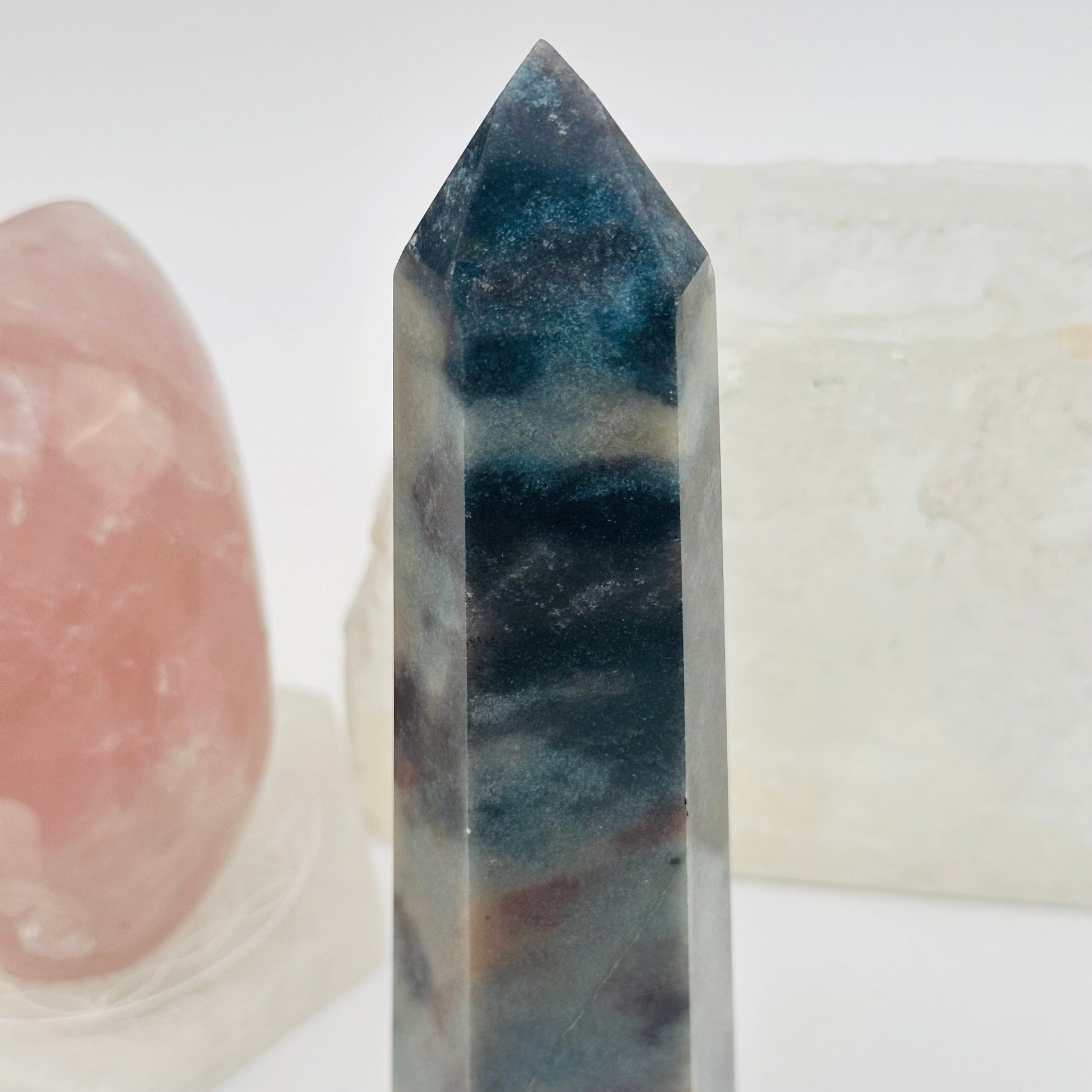 close up of the details on this crystal point 