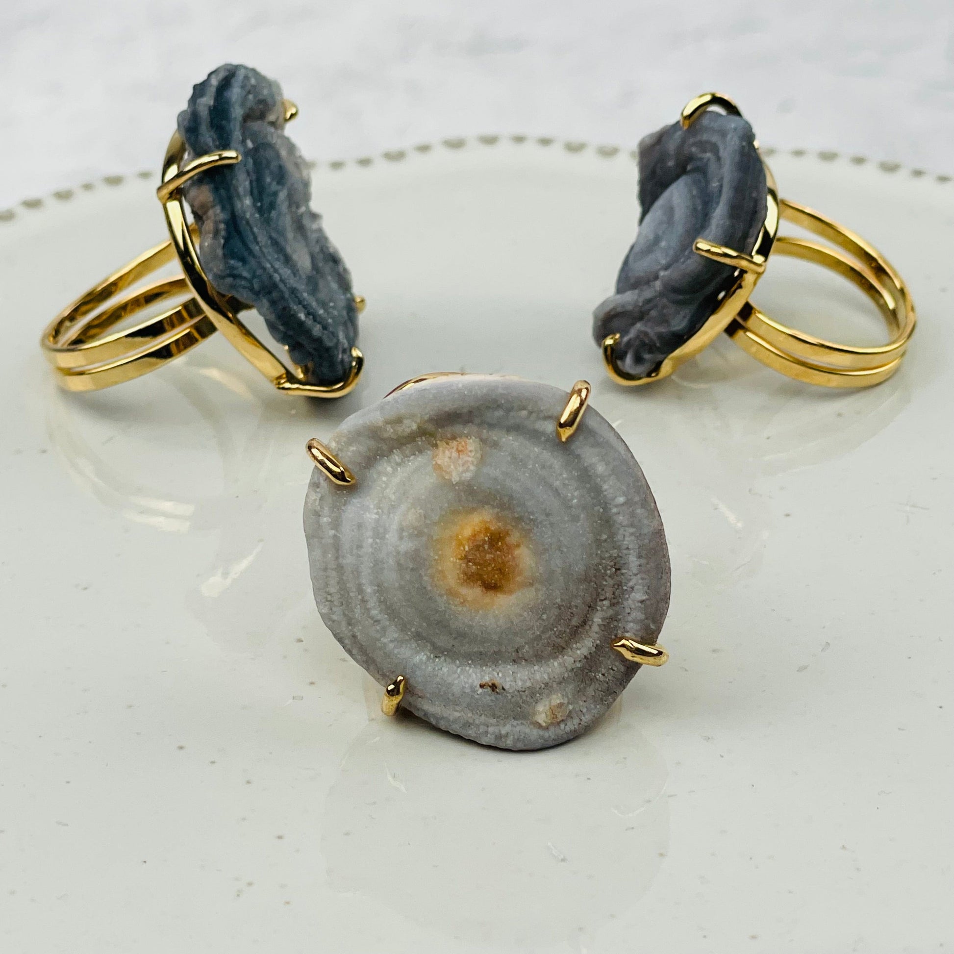front and side view of the rings 
