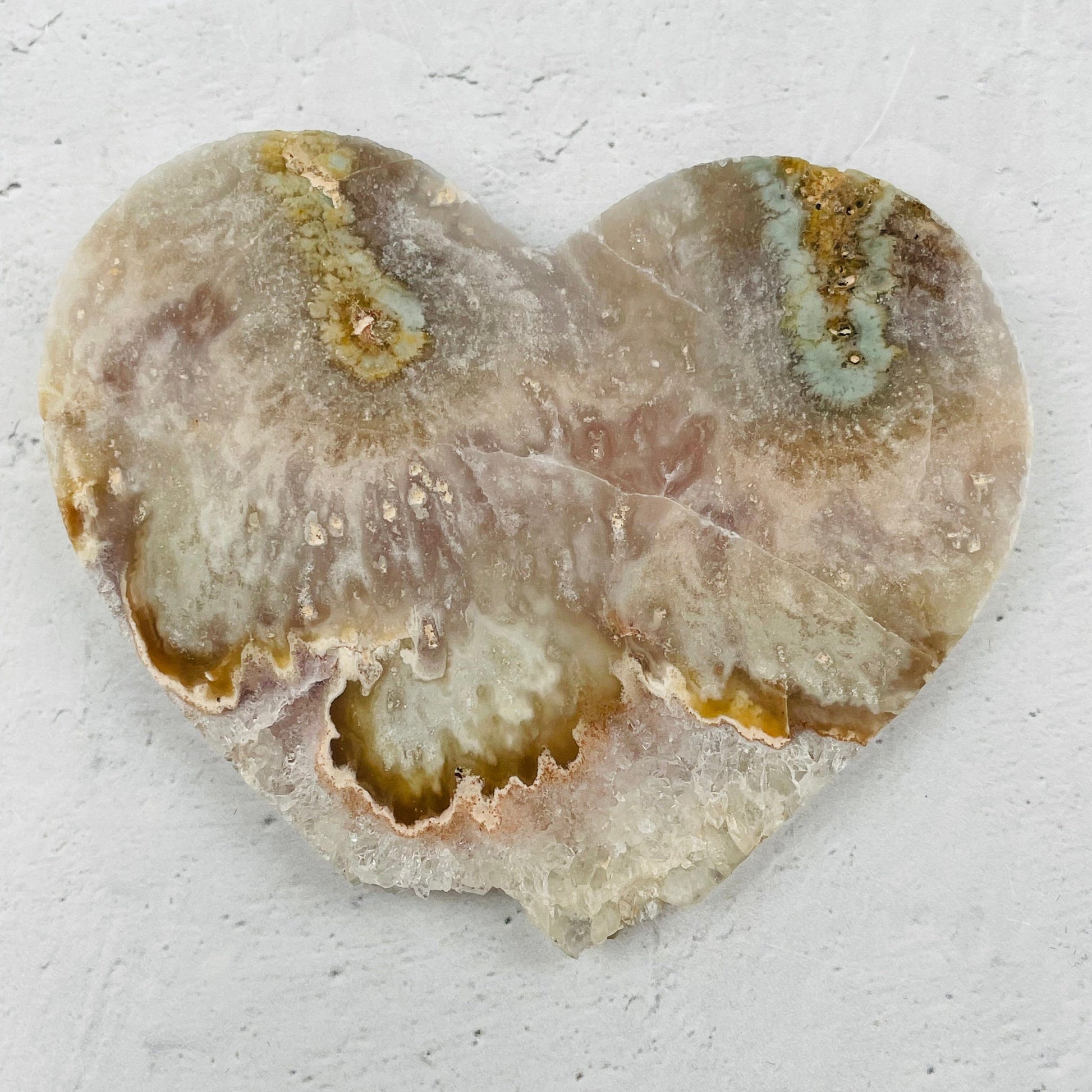 close up of the details on this amethyst heart