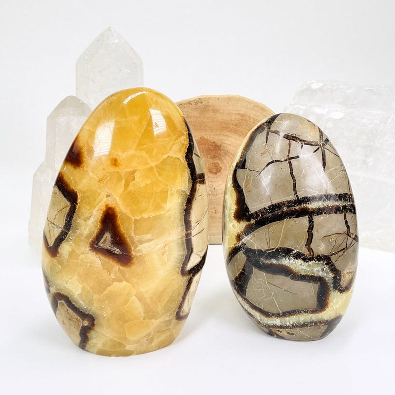 cut base stones set as home decor 