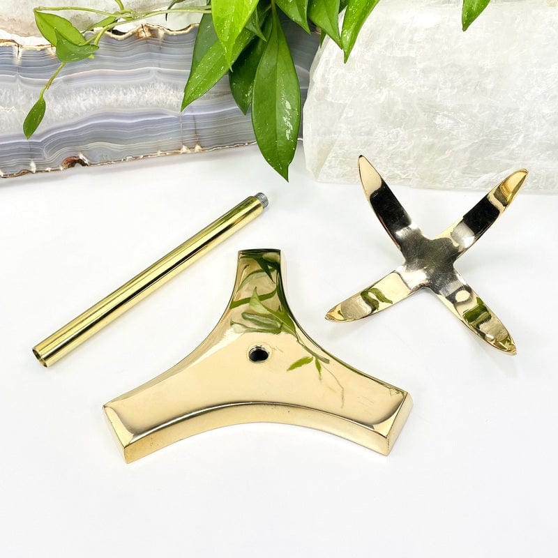 Photo showing how the sphere holder is shipped in three pieces that must be assembled.