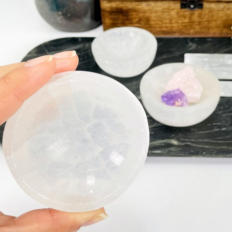close up of details on selenite bowl 