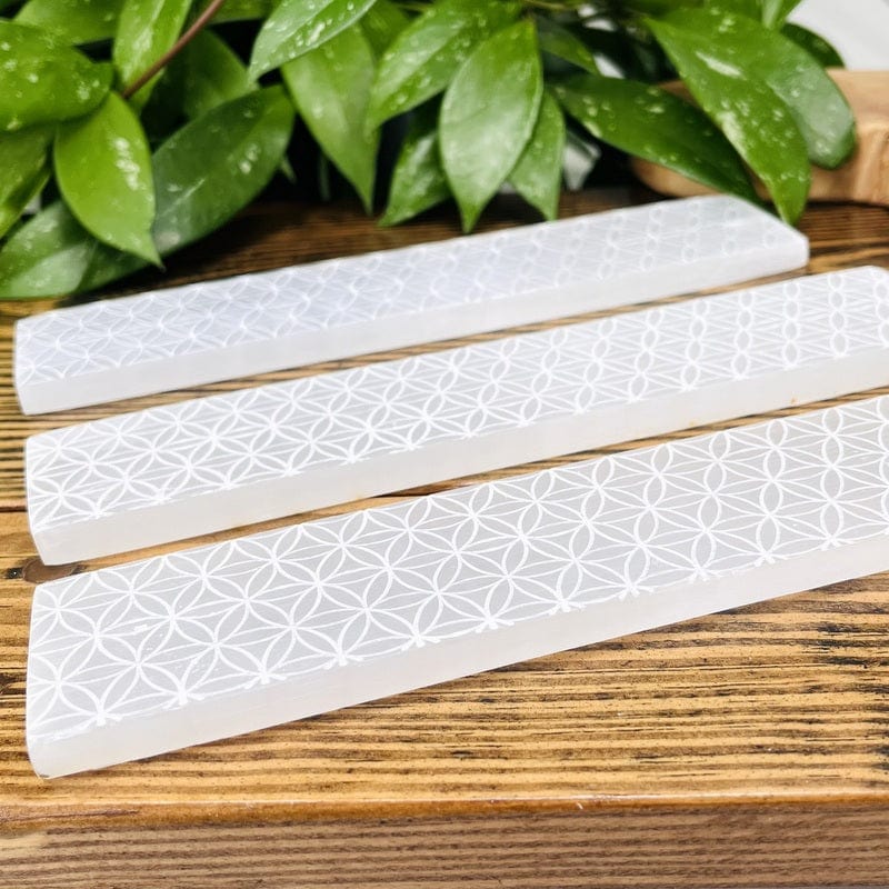 side view of the selenite bars to show the thickness 