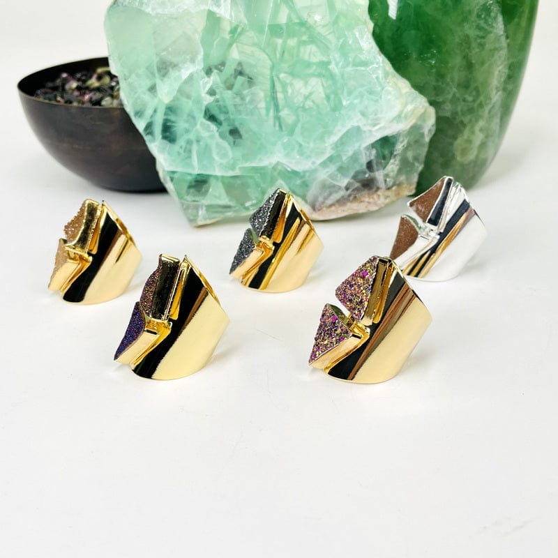 side view of the rings to show the thickness 