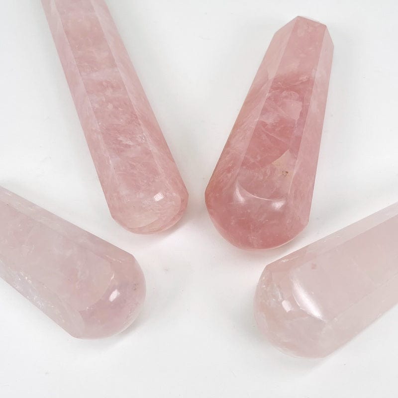 close up of the rounded massage end 