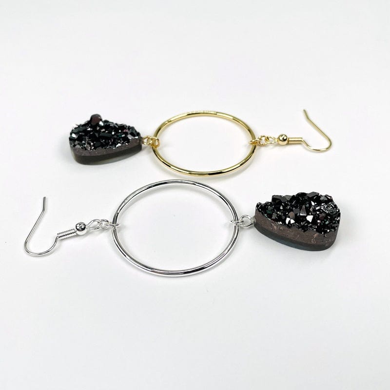 side view to show the thickness of the druzy drop 