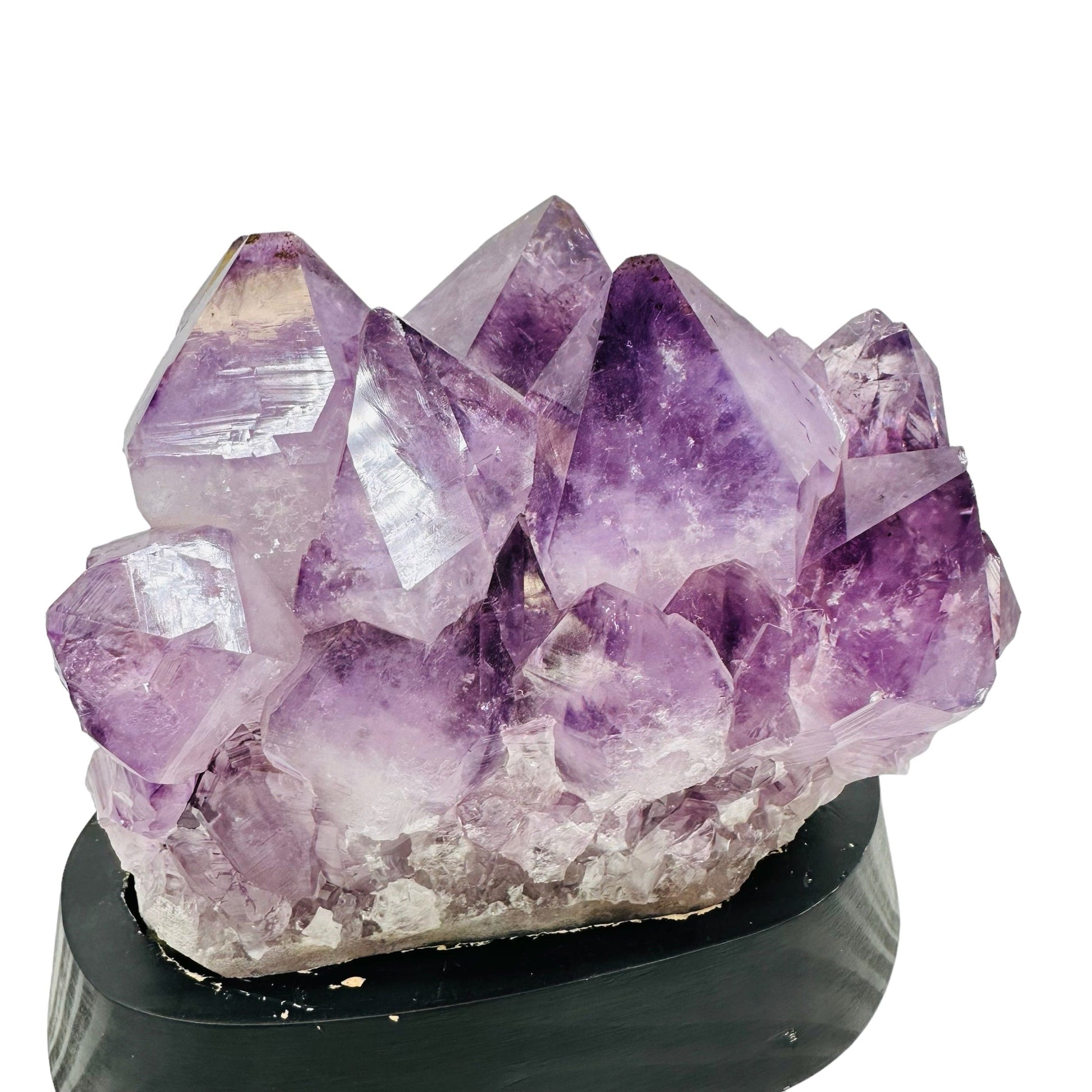 close up of the amethyst cluster 