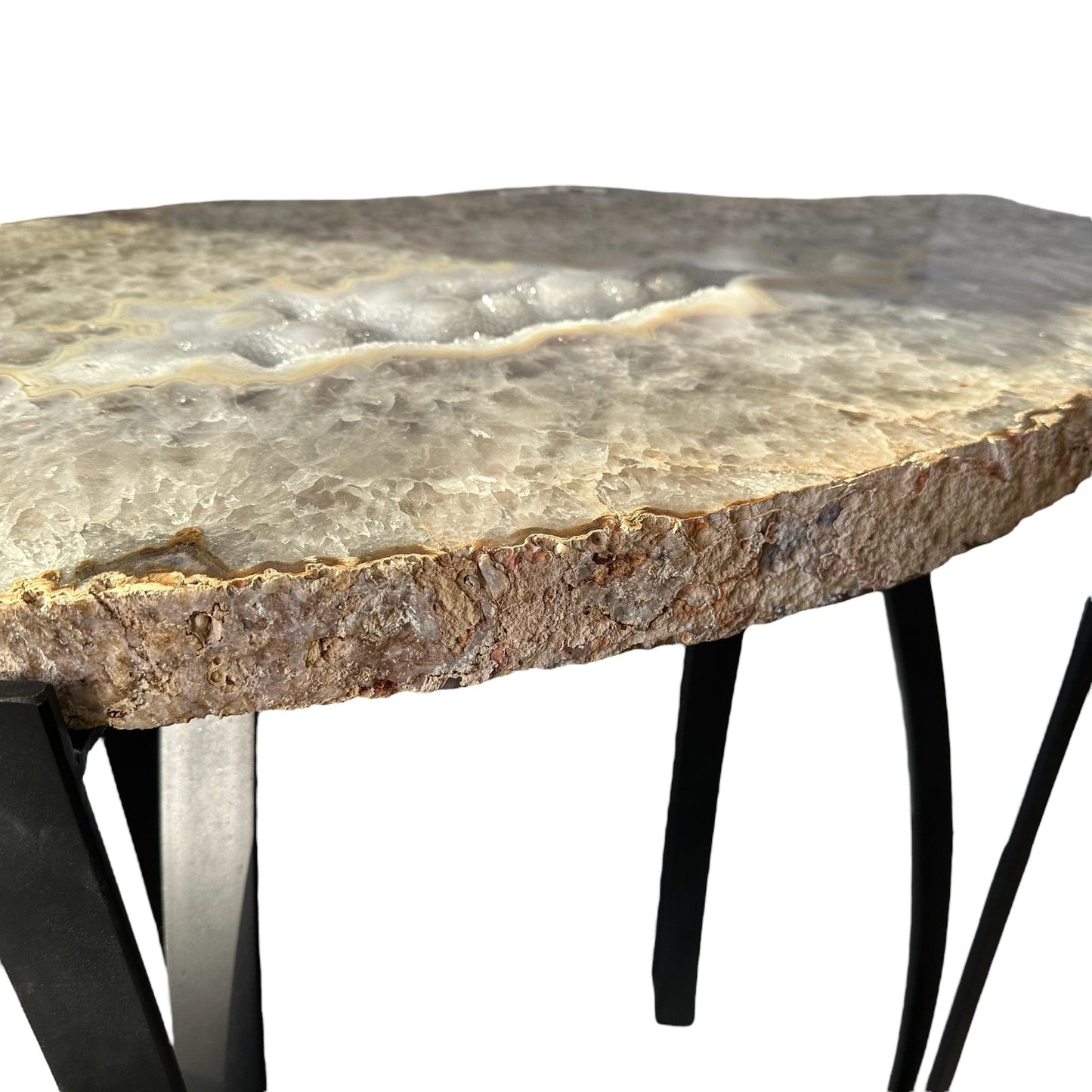 close up of the sides showing that its raw and natural 