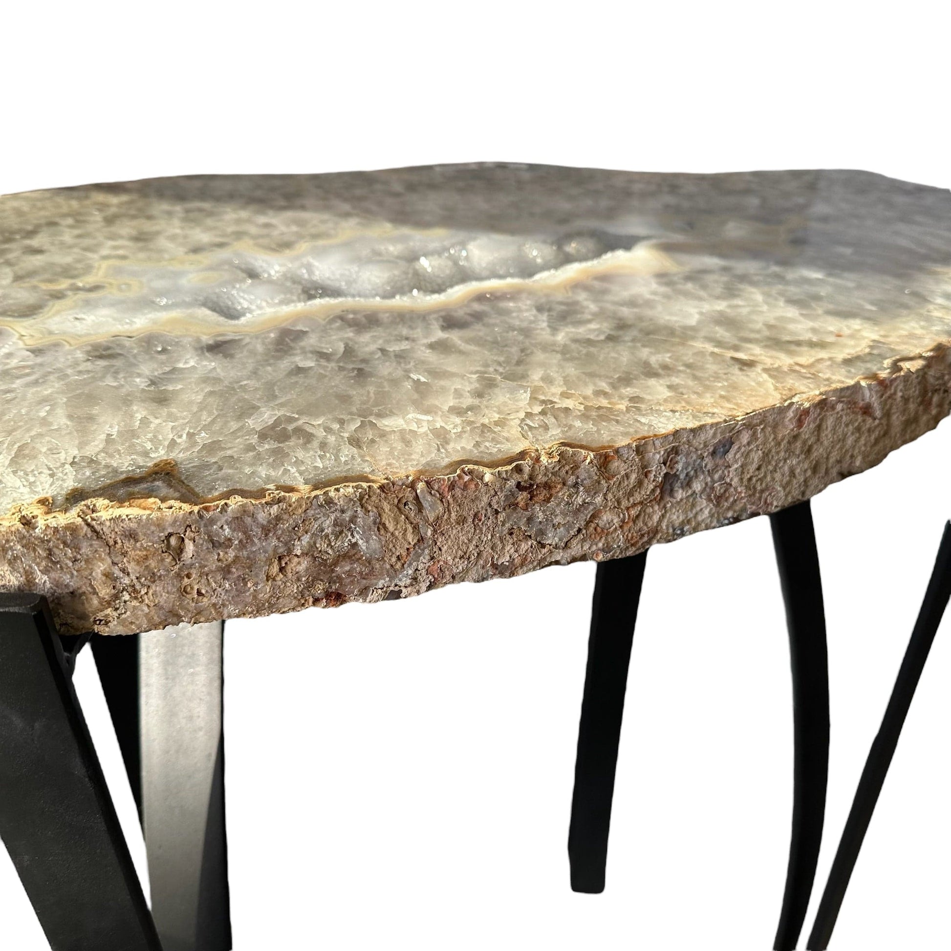 close up of the sides showing that its raw and natural 