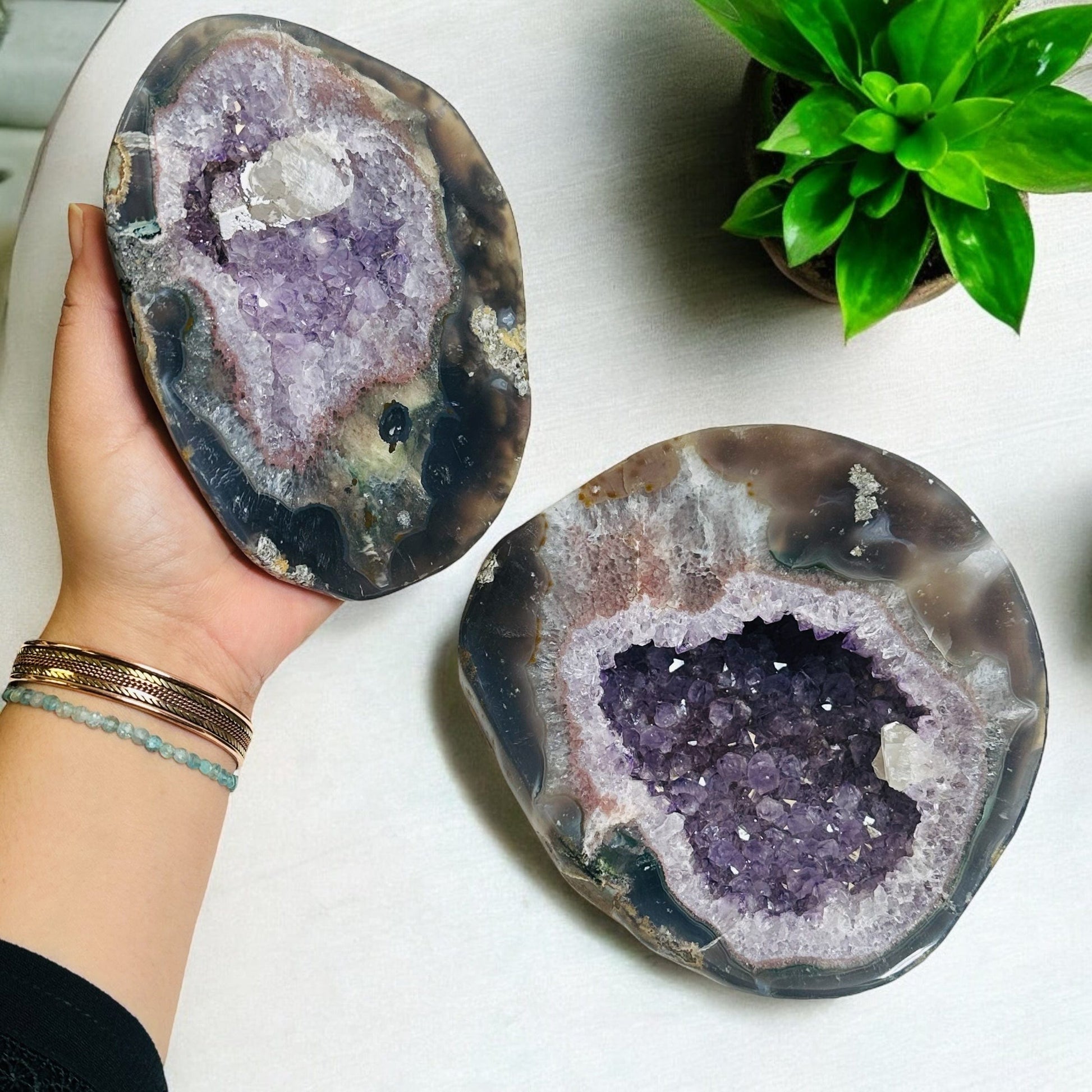 crystal geode with amethyst druzy center 