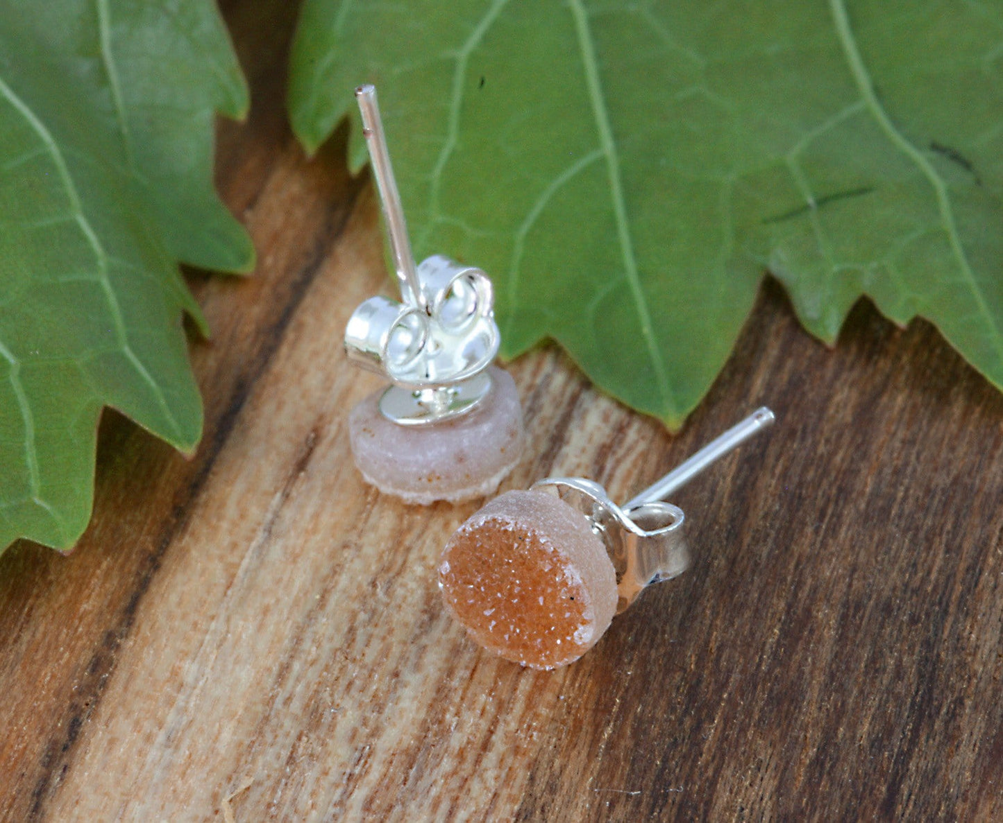 Natural Round Druzy Stud Earrings in silver