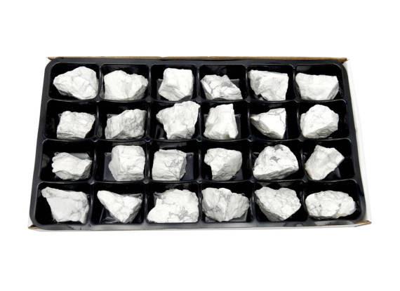 howlite chunk box on white background